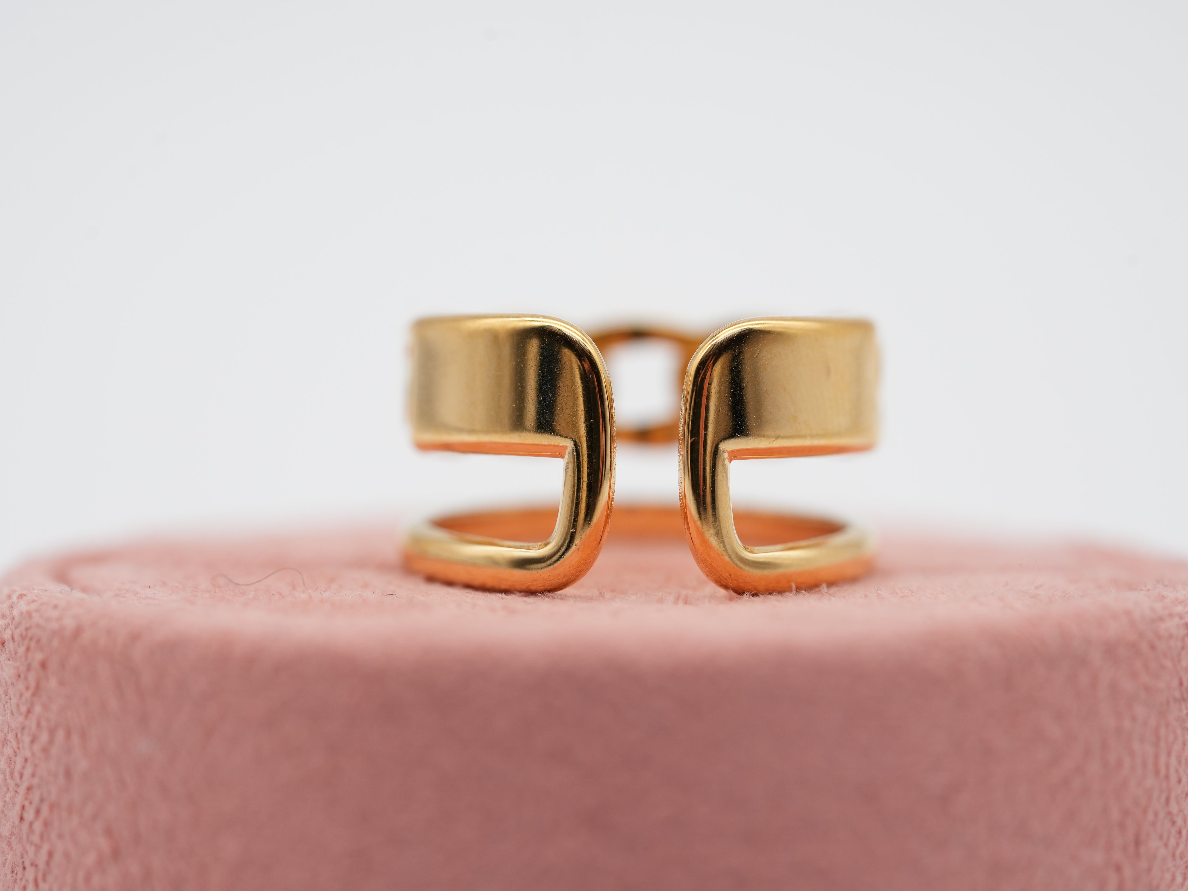 Vergoldeter Edelstahlring im Kettenmotiv