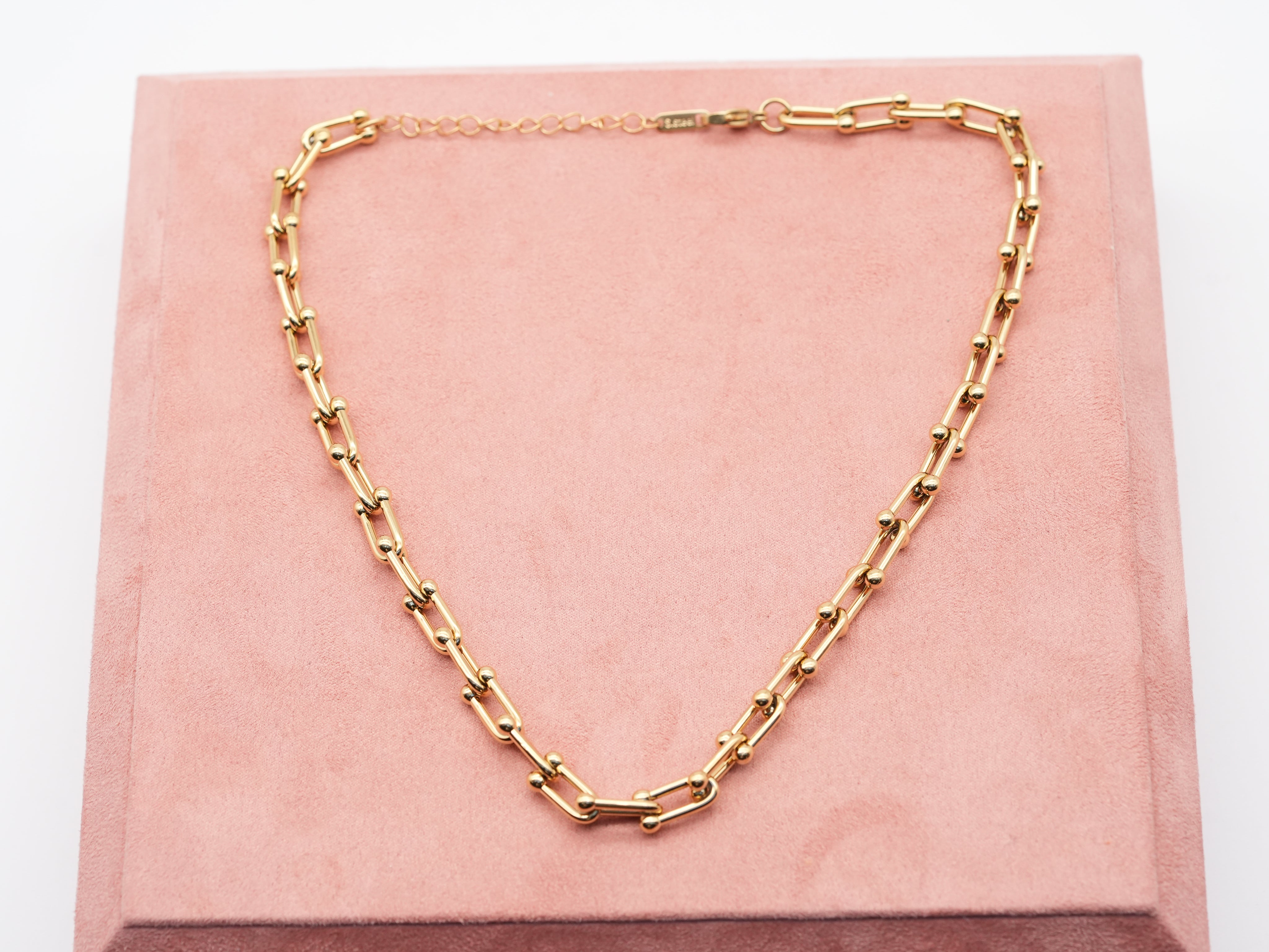 Edelstahlhalskette mit Gliederdesign