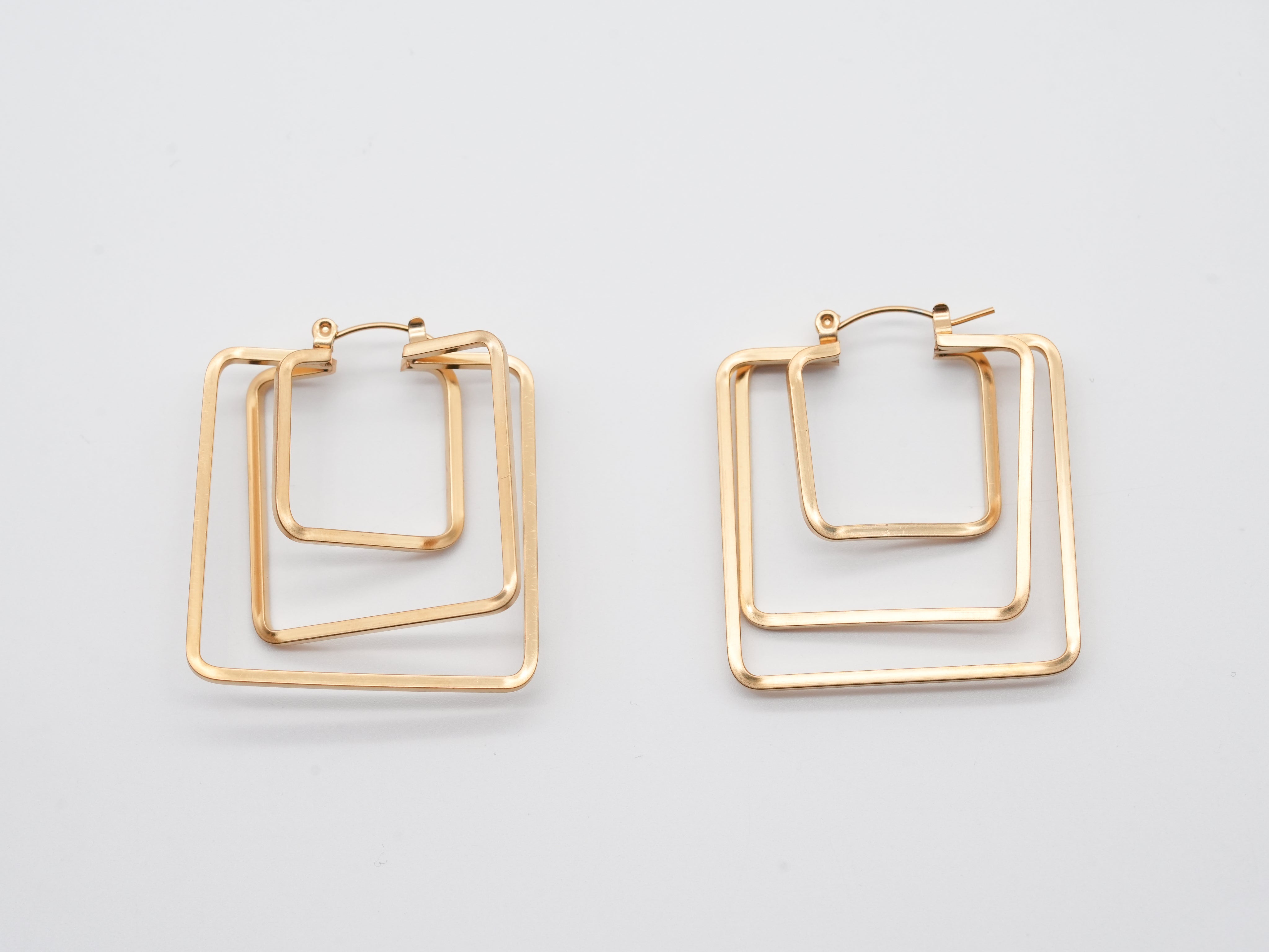 Geometrische Edelstahlohrringe