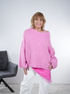 Weicher Strickpulli mit U-Boot Ausschnitt