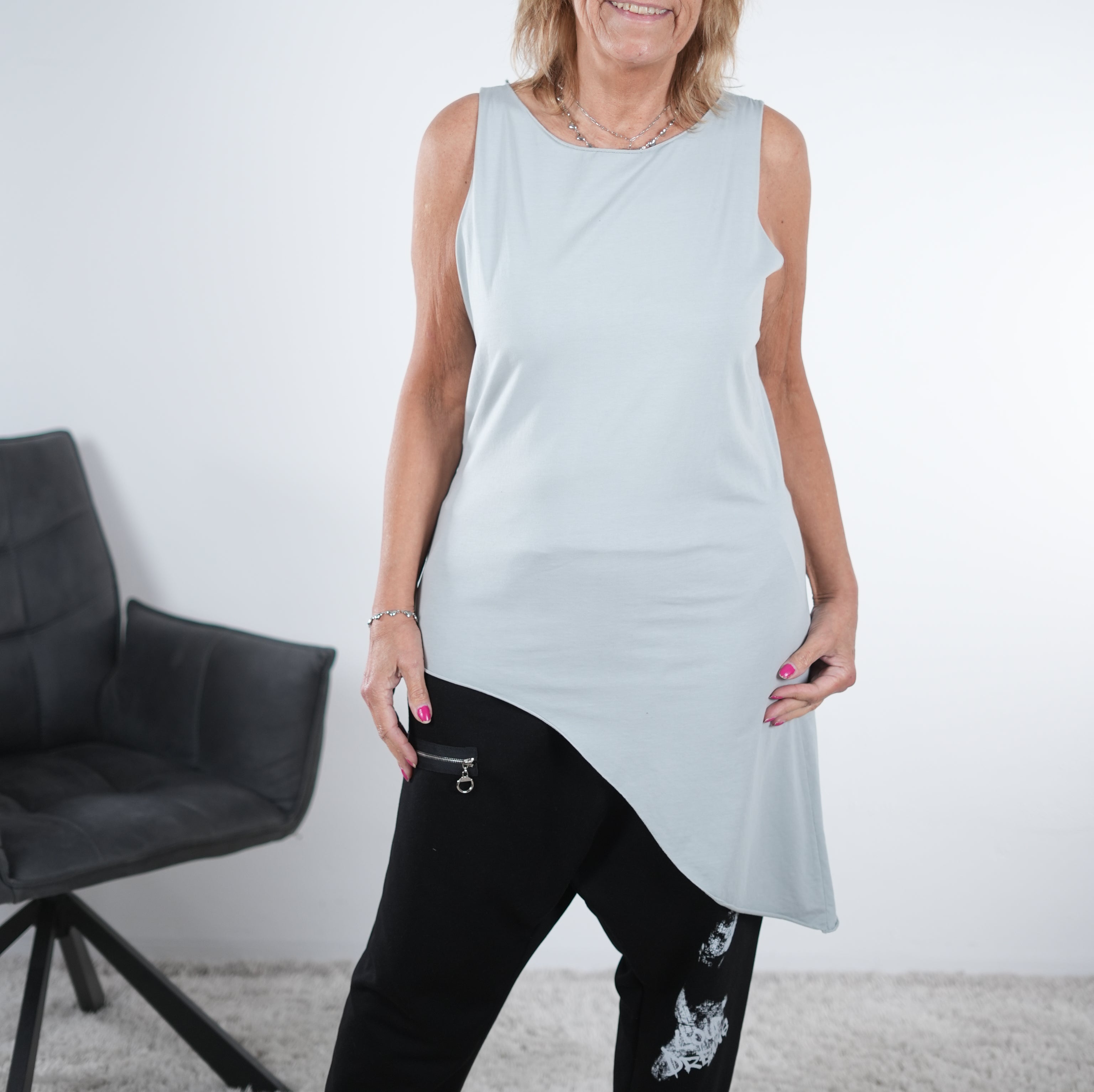 Basic Top im asymmetrischem Schnitt One Size (ca Größe 38-42 44) Grau