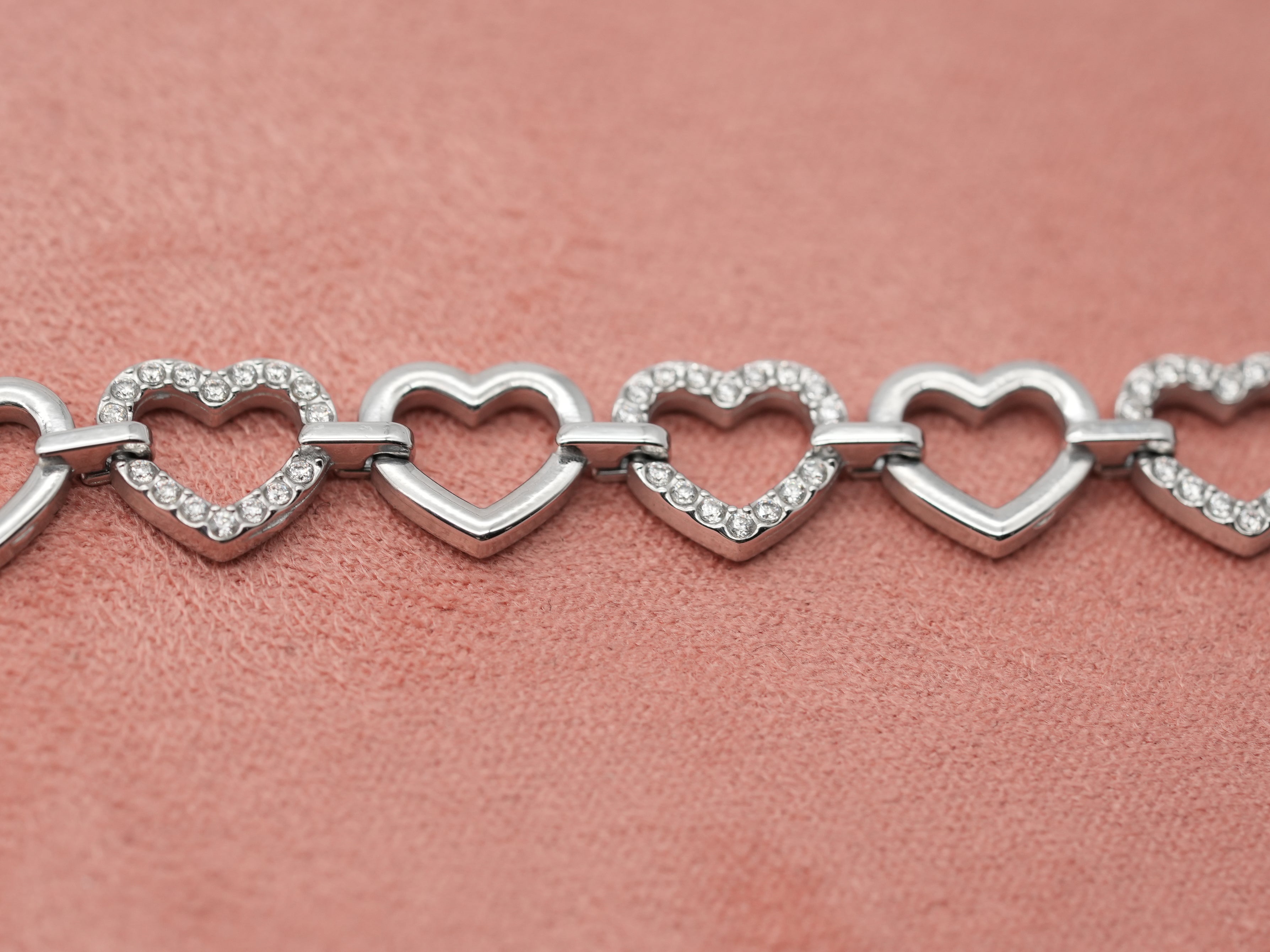 Edelstahlarmband mit Herzgliedern