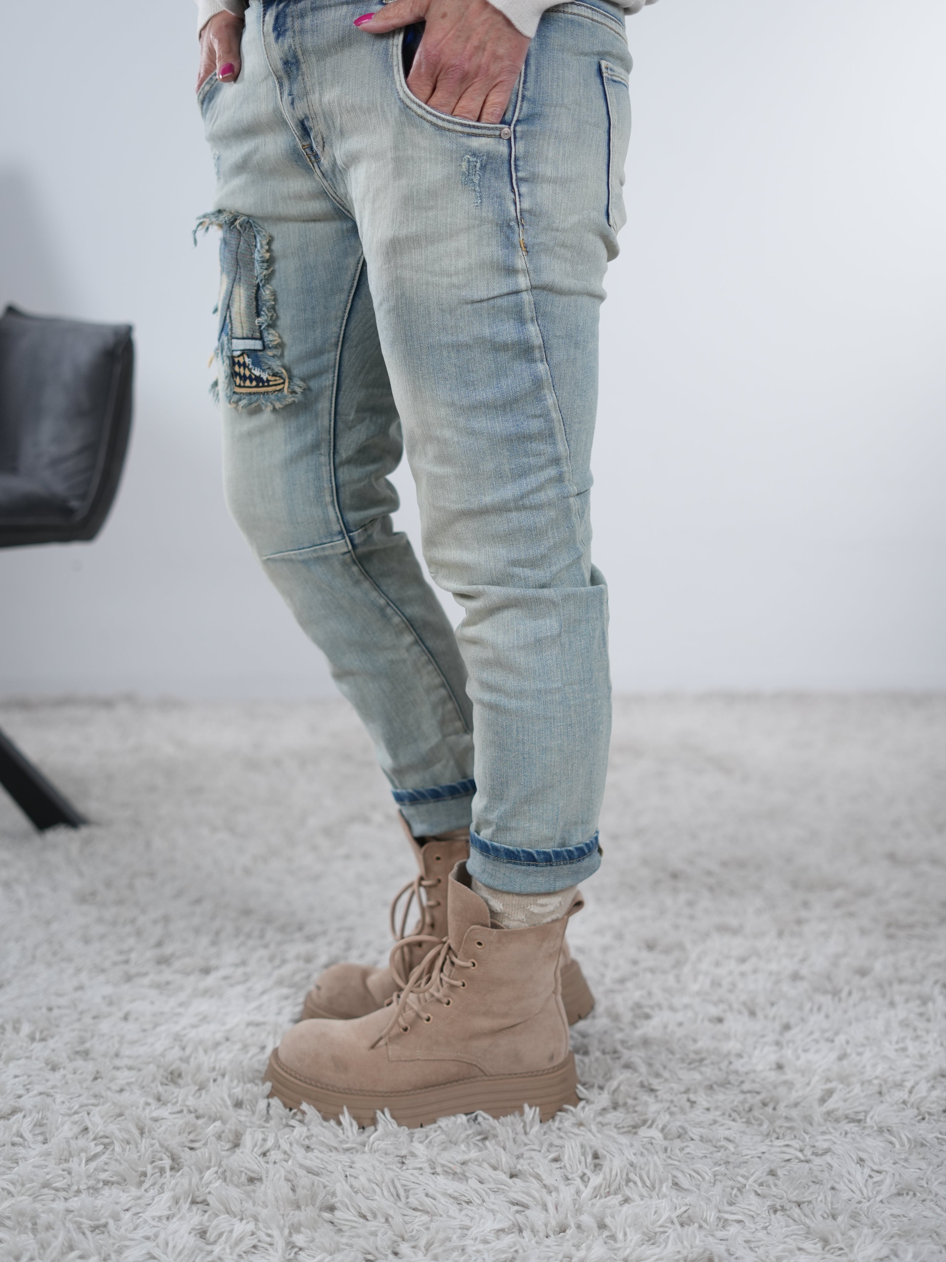 Jeans mit süßem Patch