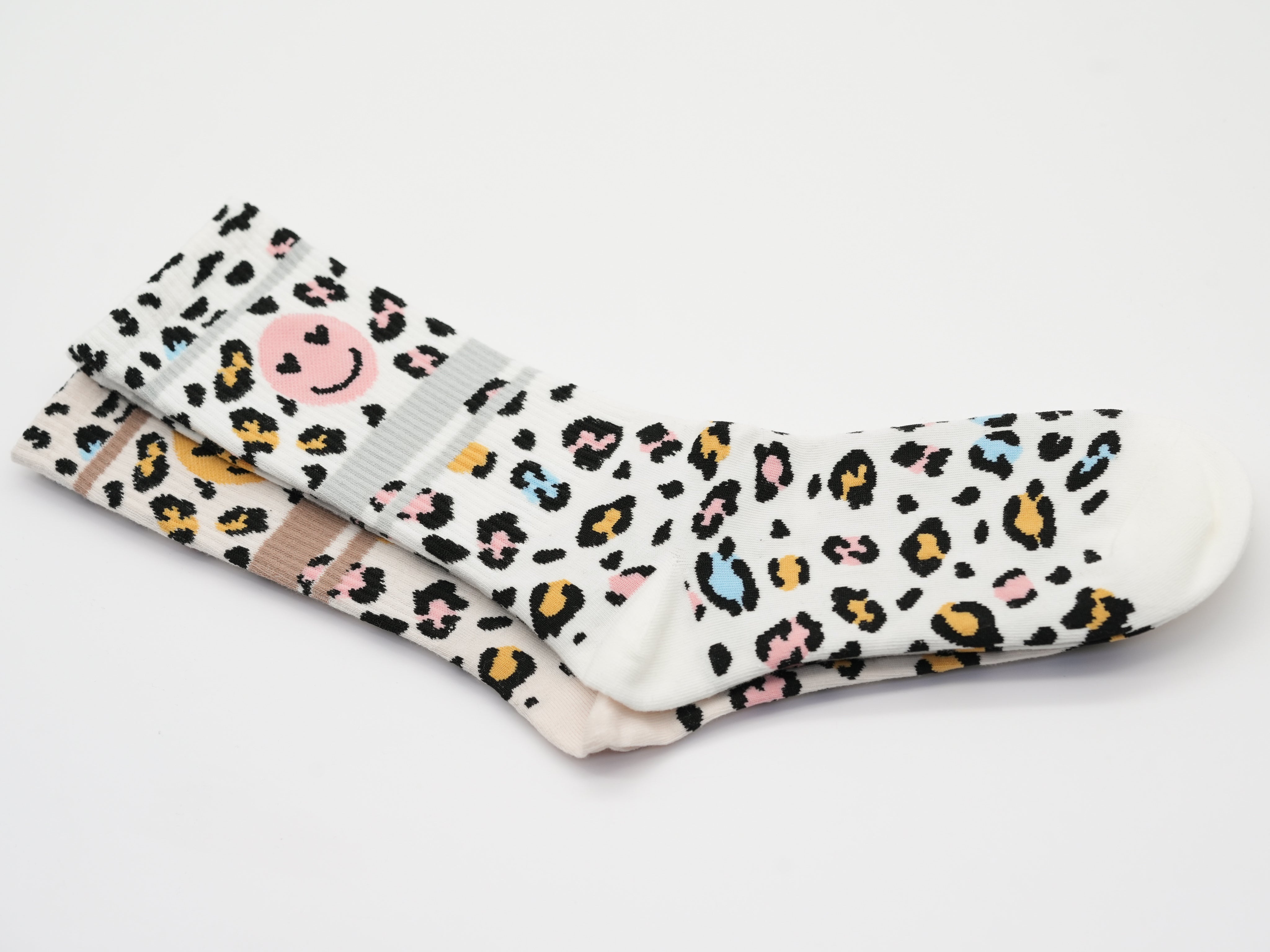 Socken im Leo Look mit Smiley Motiv