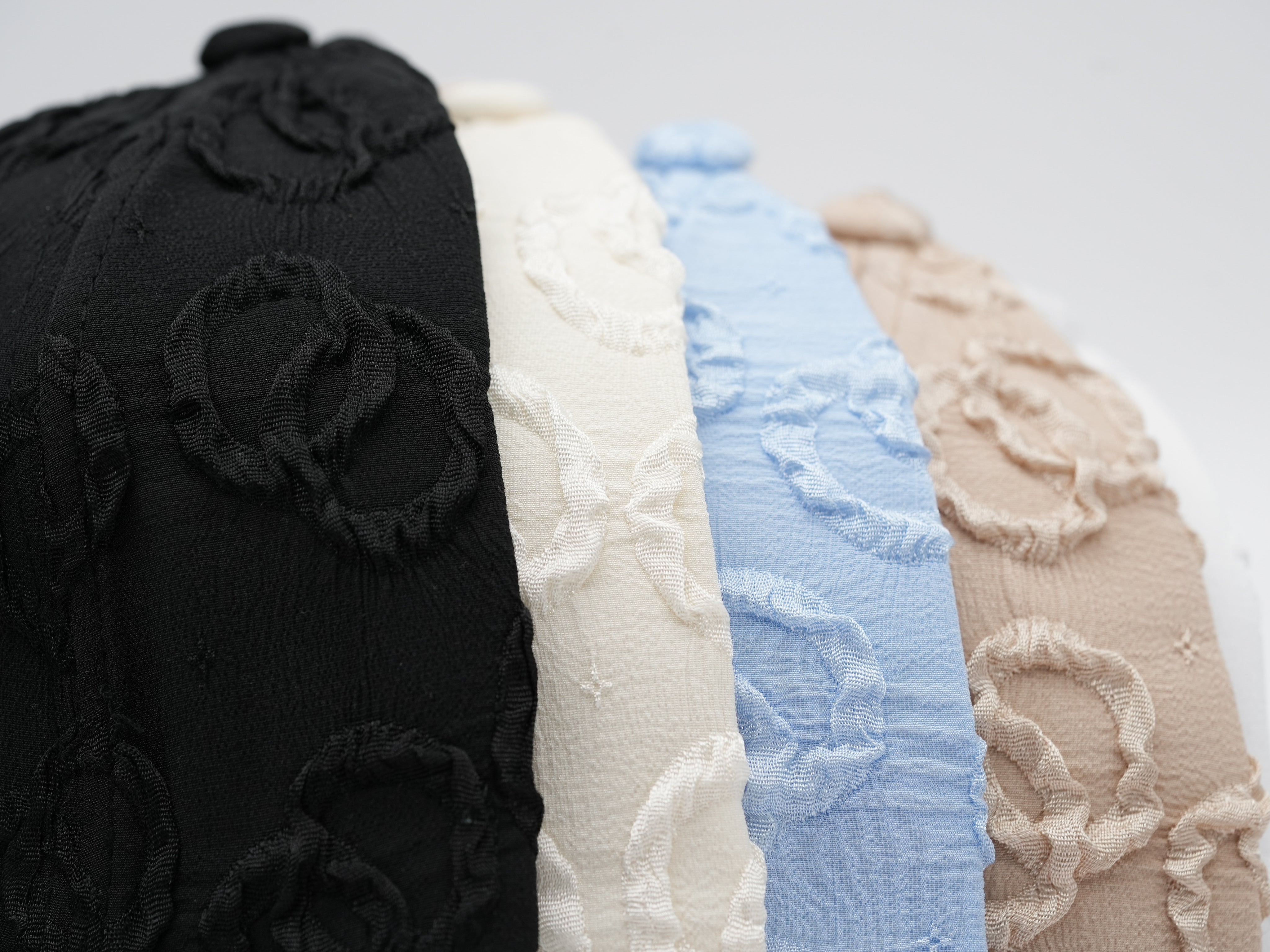 Cap mit geshopptem Textil