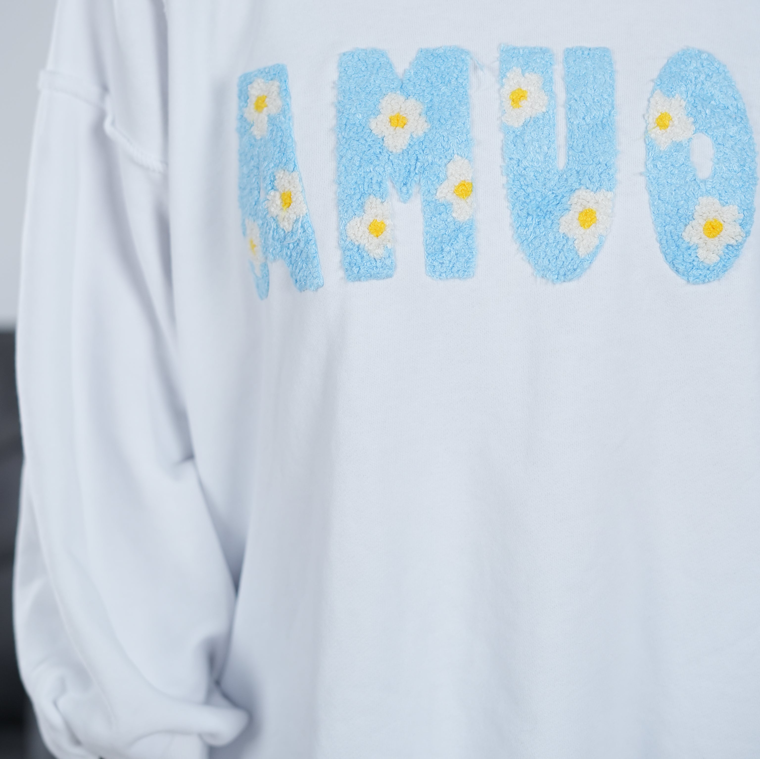oversized Sweaty mit "Amour" Schriftzug