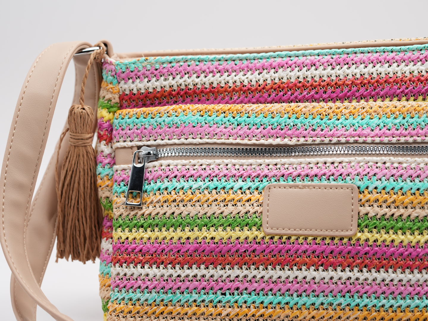 Geflochtene Crossbag mit Fransen Detail