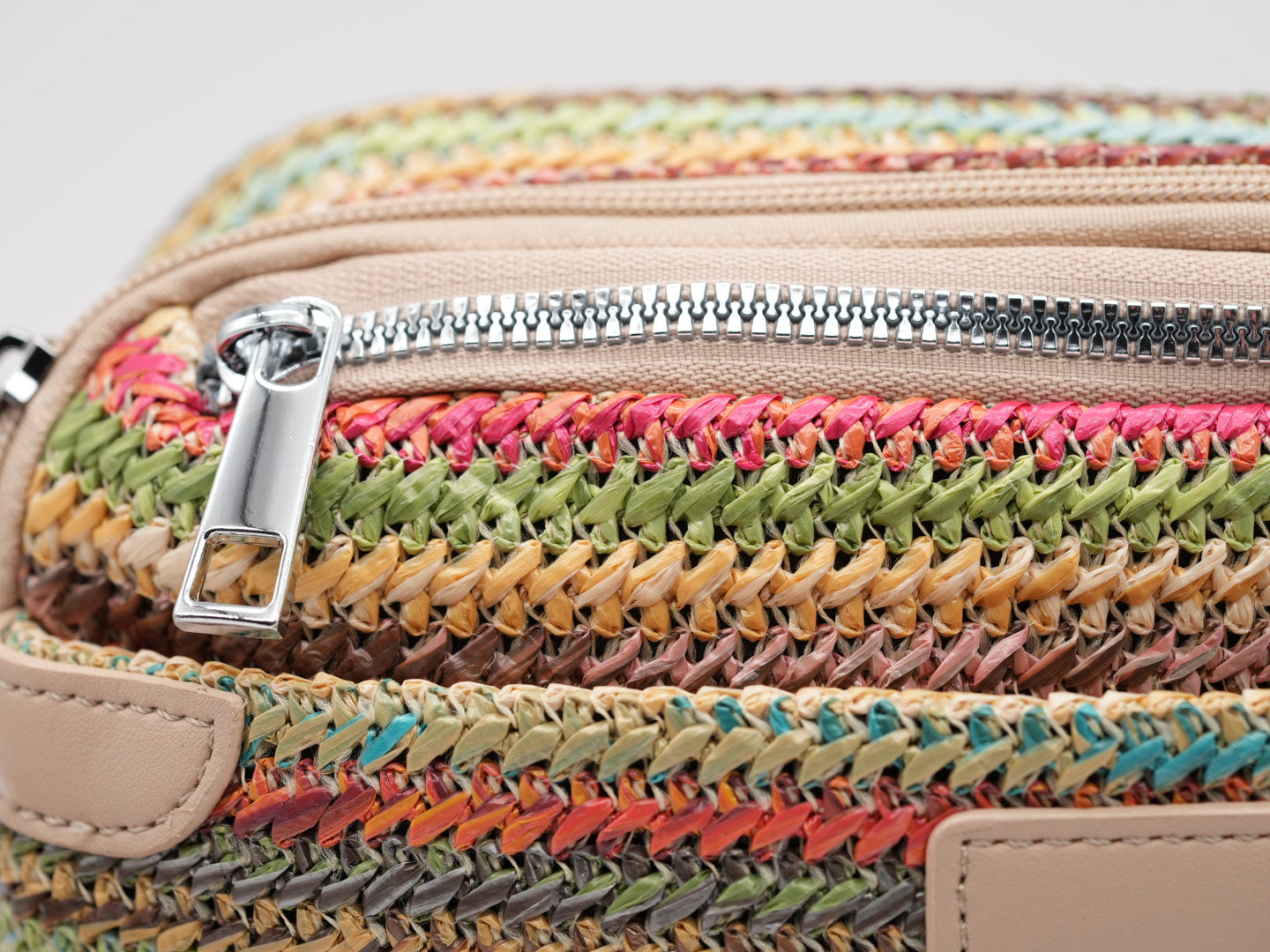 Geflochtene Crossbag, mehrfarbig