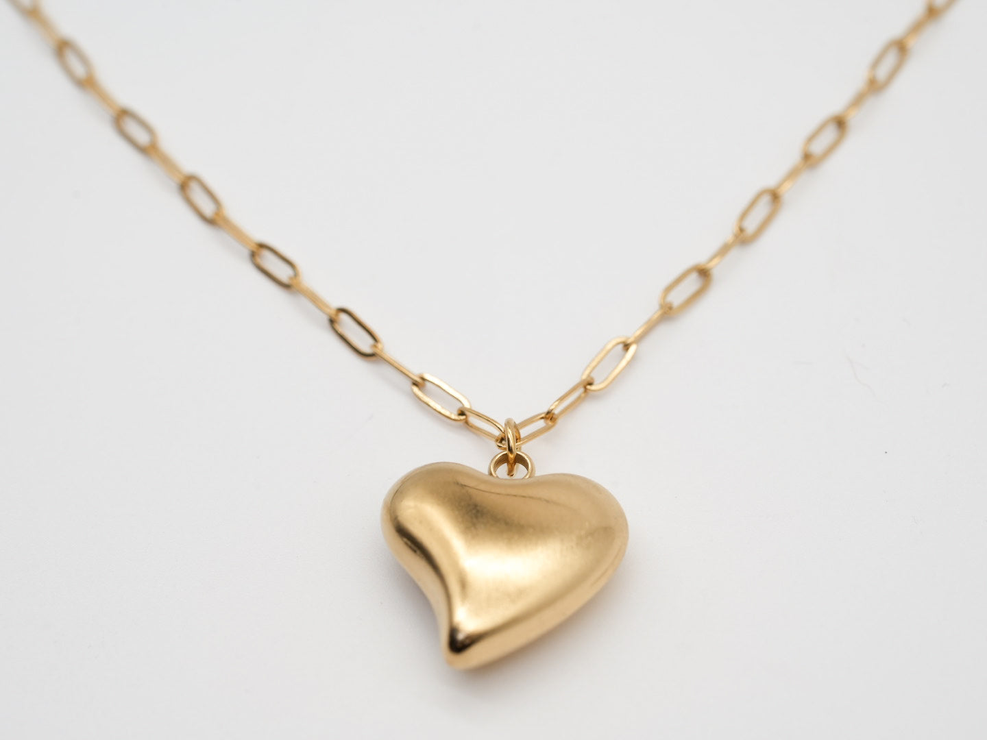Feine Gliederkette mit Herzchenanhänger