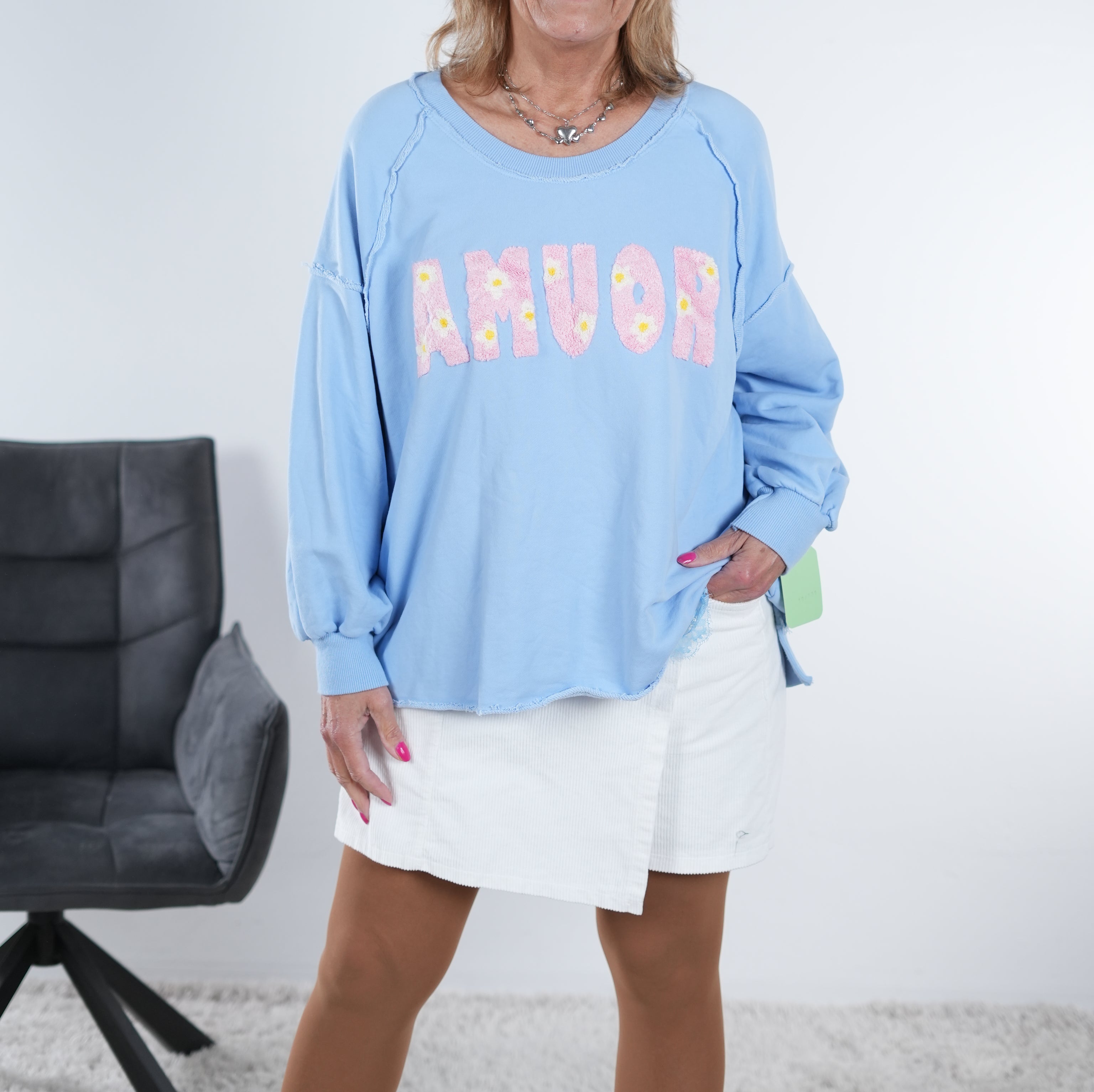 oversized Sweaty mit "Amour" Schriftzug One Size (ca Größe 38 "oversize"-44) Blau