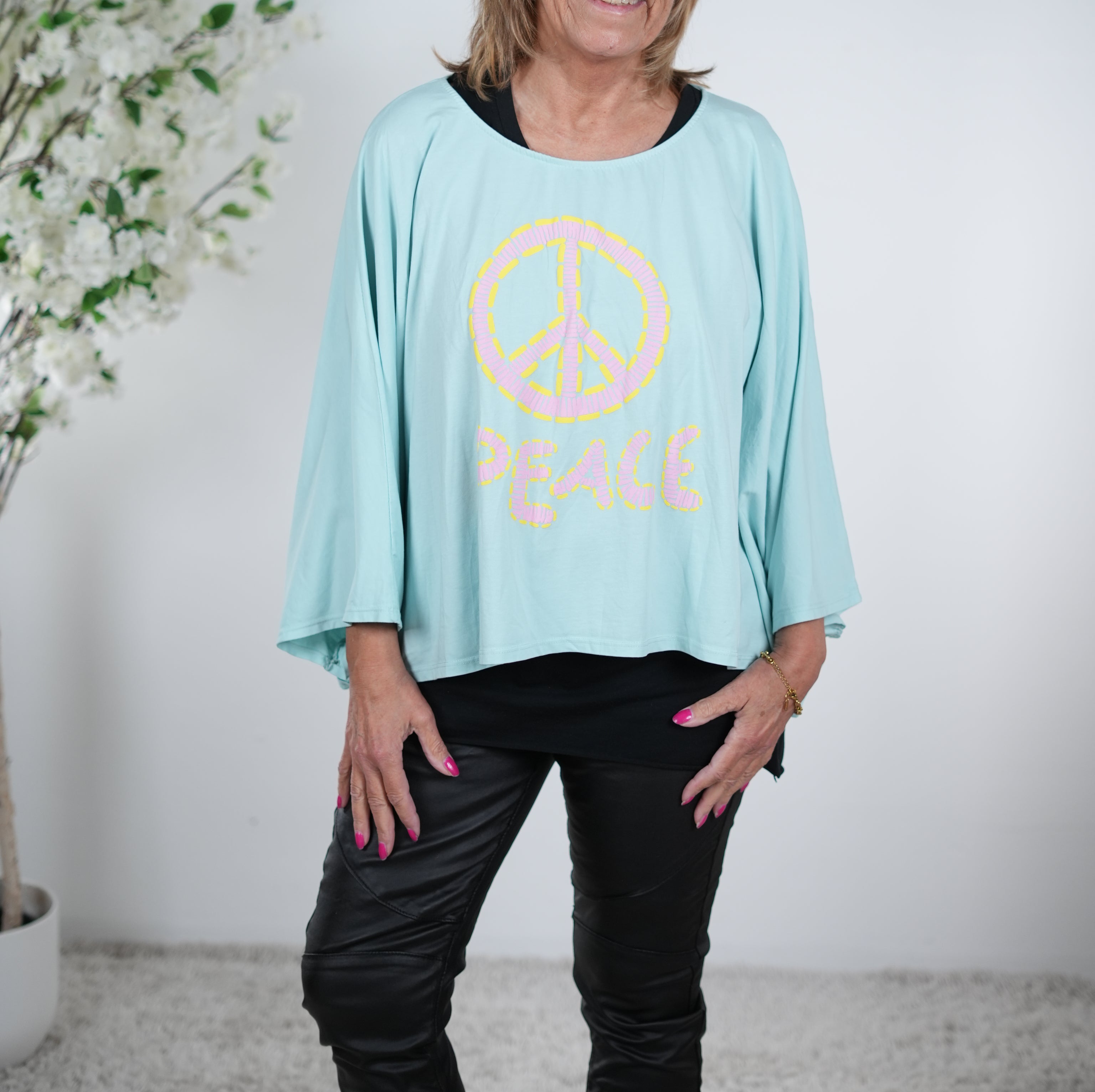 Lässiger Poncho mit "Peace" Print One Size (ca Gr. 38-44 46) Türkis