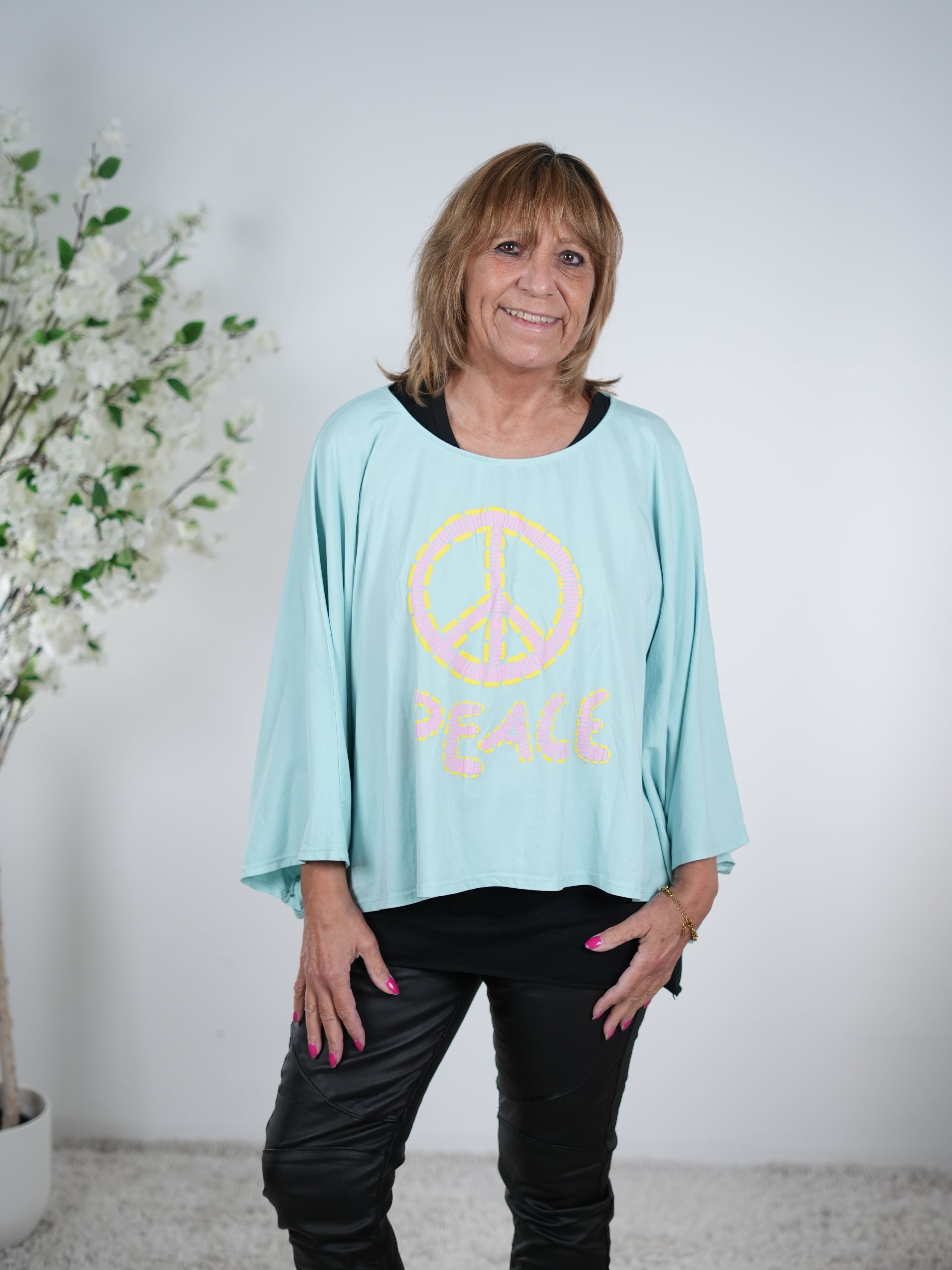 Lässiger Poncho mit "Peace" Print One Size (ca Gr. 38-44 46) Türkis