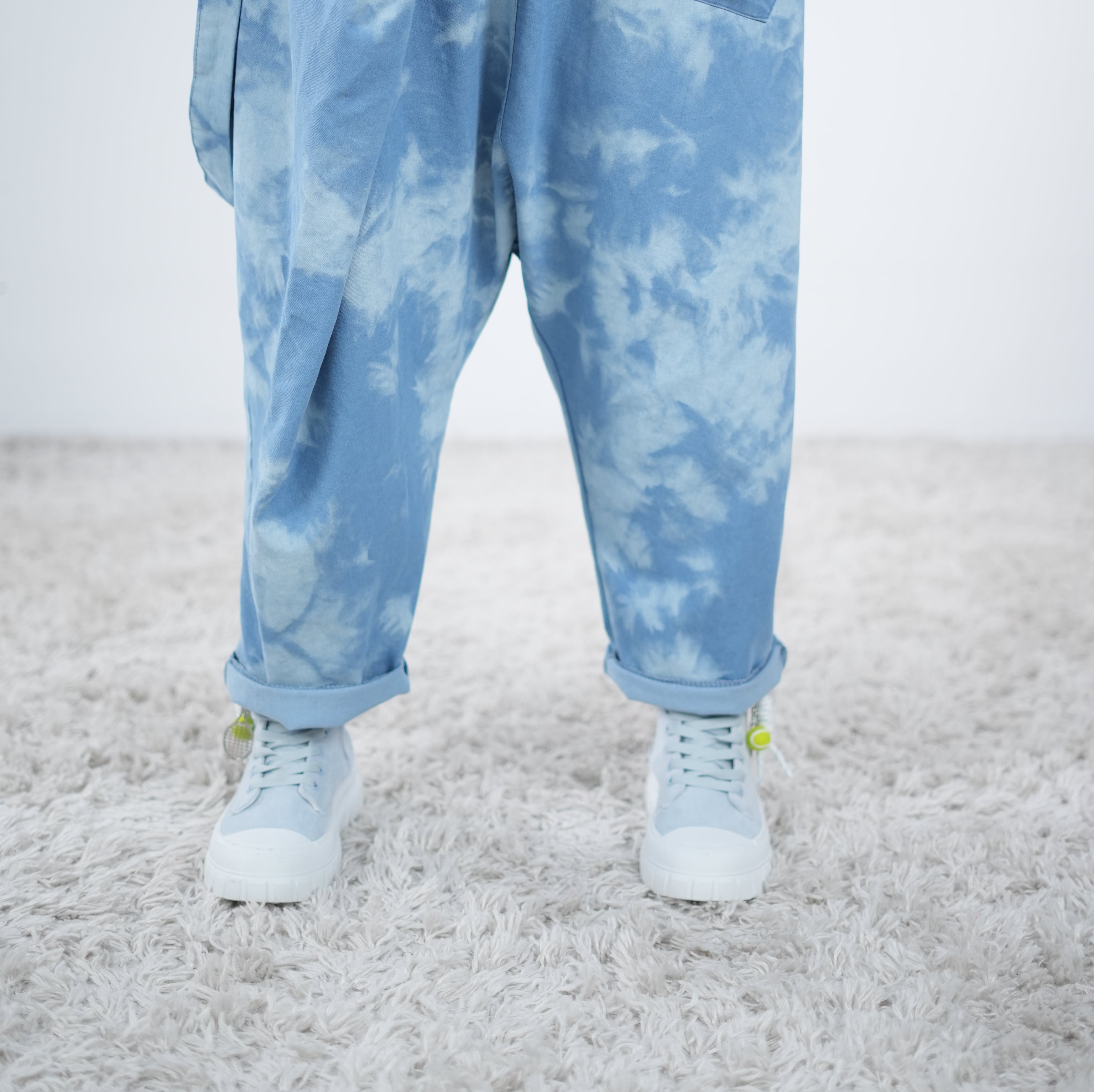 ausgefallene Haremshose im Batik Look