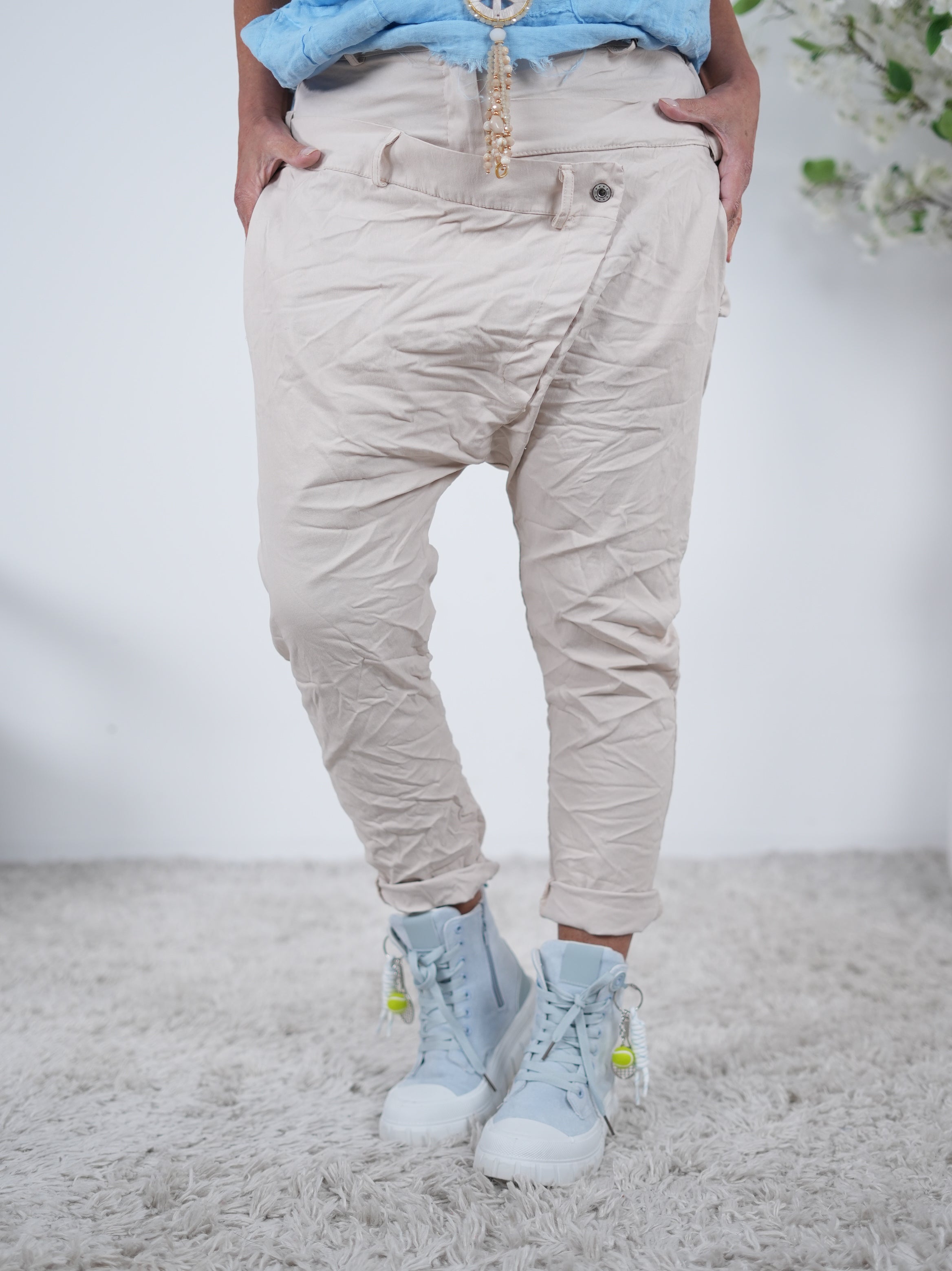 Baggy mit Gürtelschlaufen Einheitsgröße (ca Gr. 40-46) Beige