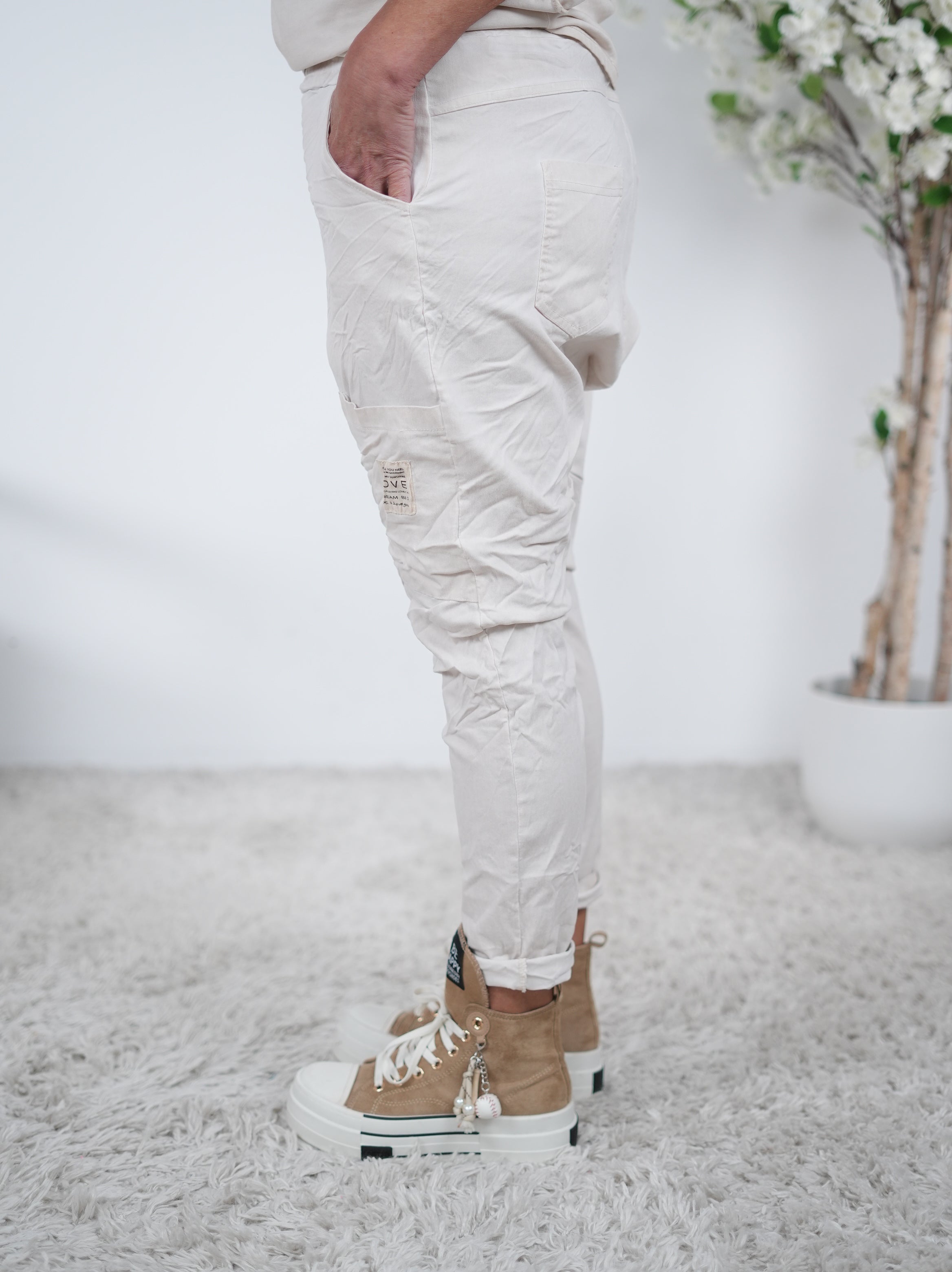 Baggy mit "Sun" Schriftzug