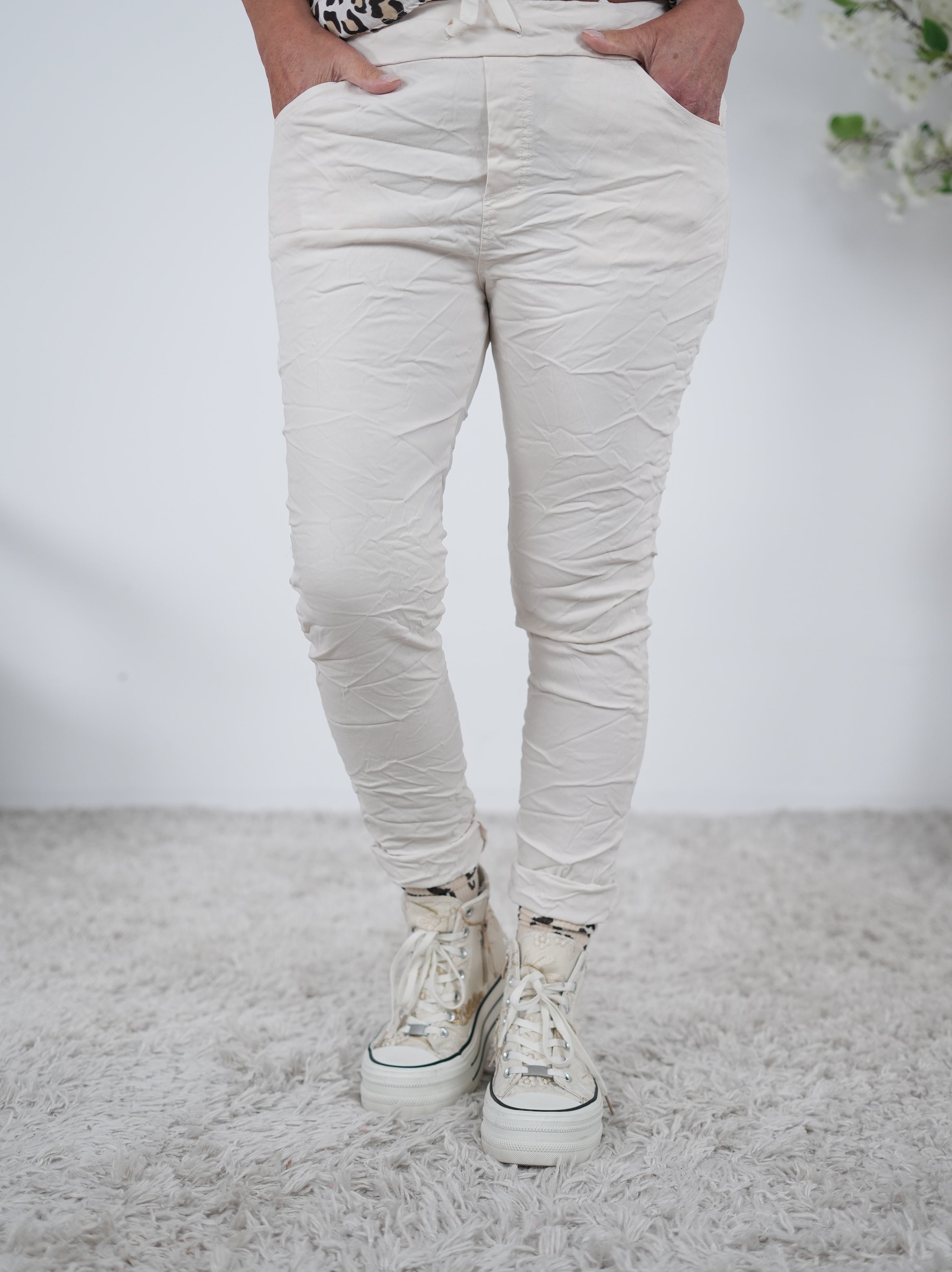 Basic Jogpant in verschiedenen Farben Einheitsgröße (ca Gr. 38-42 44) Beige