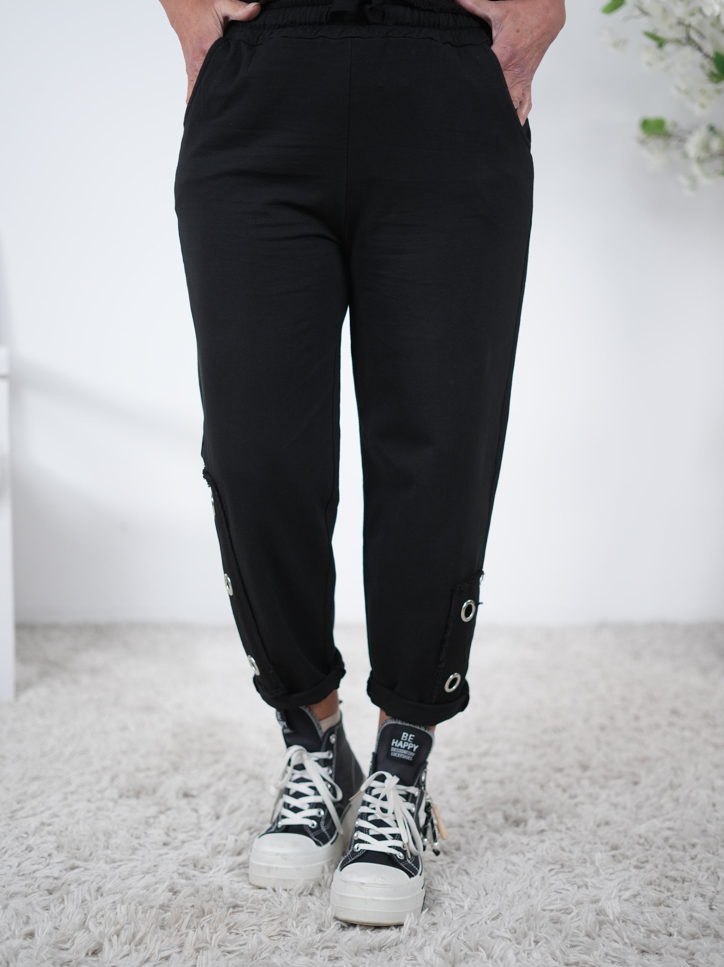 bequeme Jogpant mit Ösen
