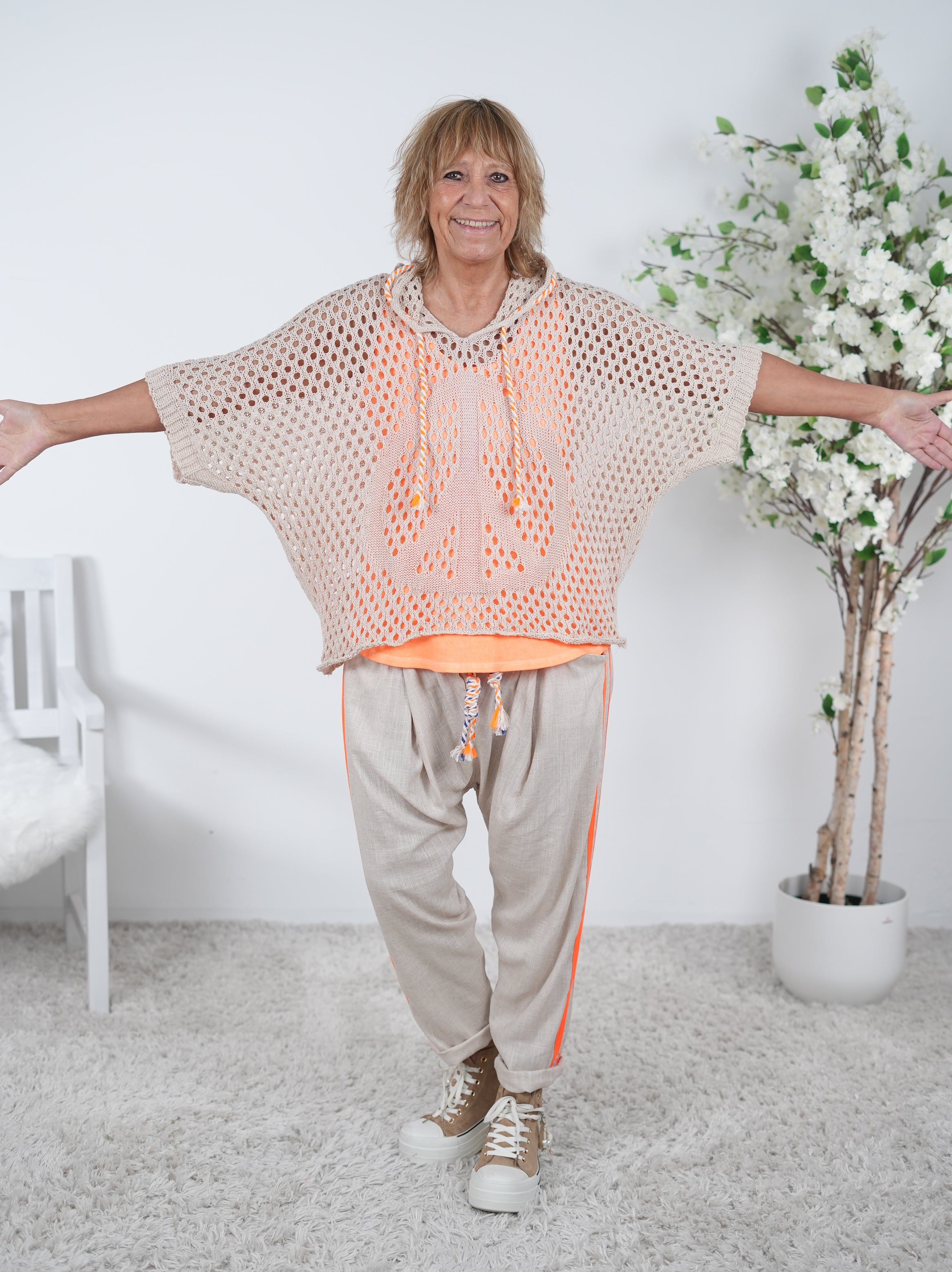 Cozy Netz Hoody mit Peace Zeichen