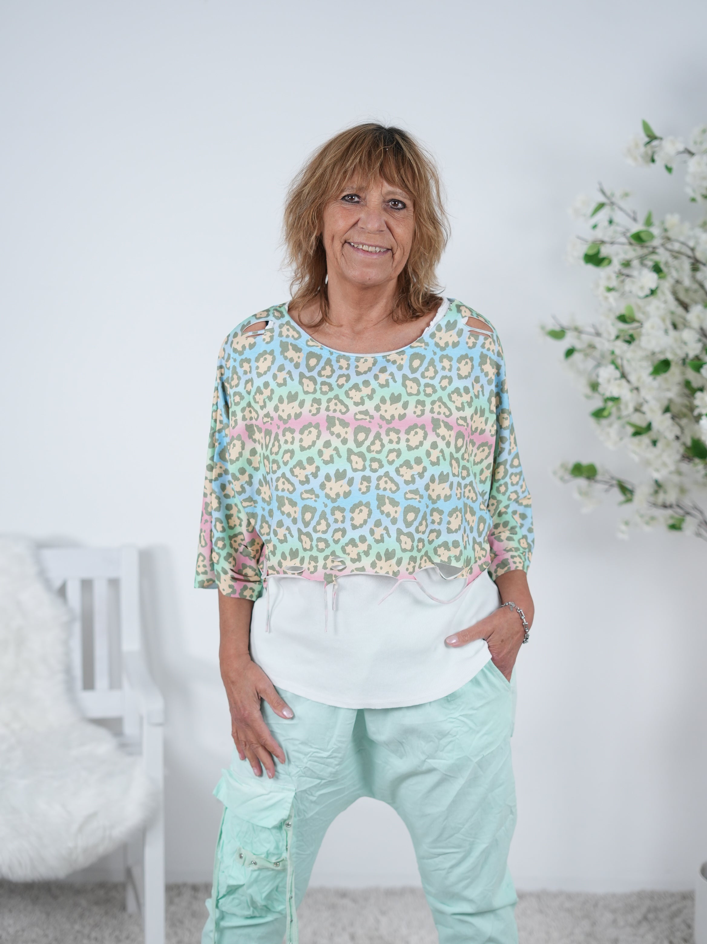 Crop Shirt im Leo Look Einheitsgröße (ca Gr. 38 "oversize"-42) Grün Blau