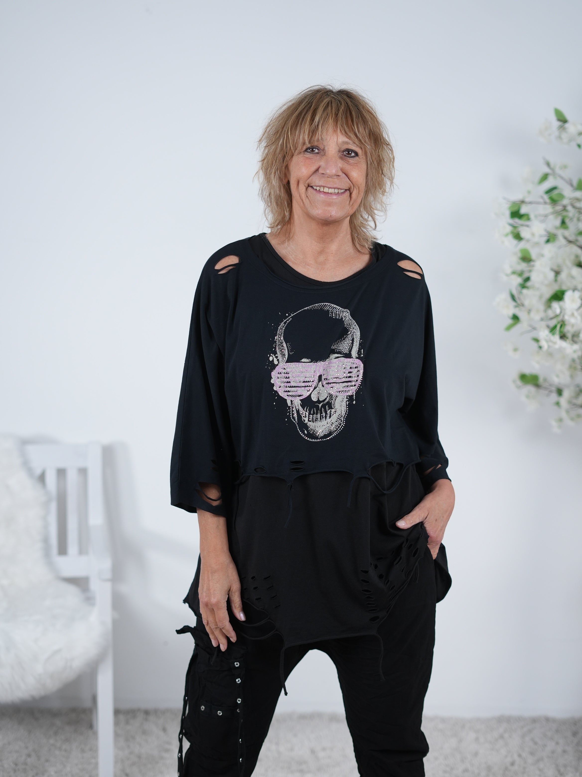 Crop Shirt mit Totenkopf Print und Strasssteinen Einheitsgröße (ca Gr. 38 "oversize"-42) Schwarz