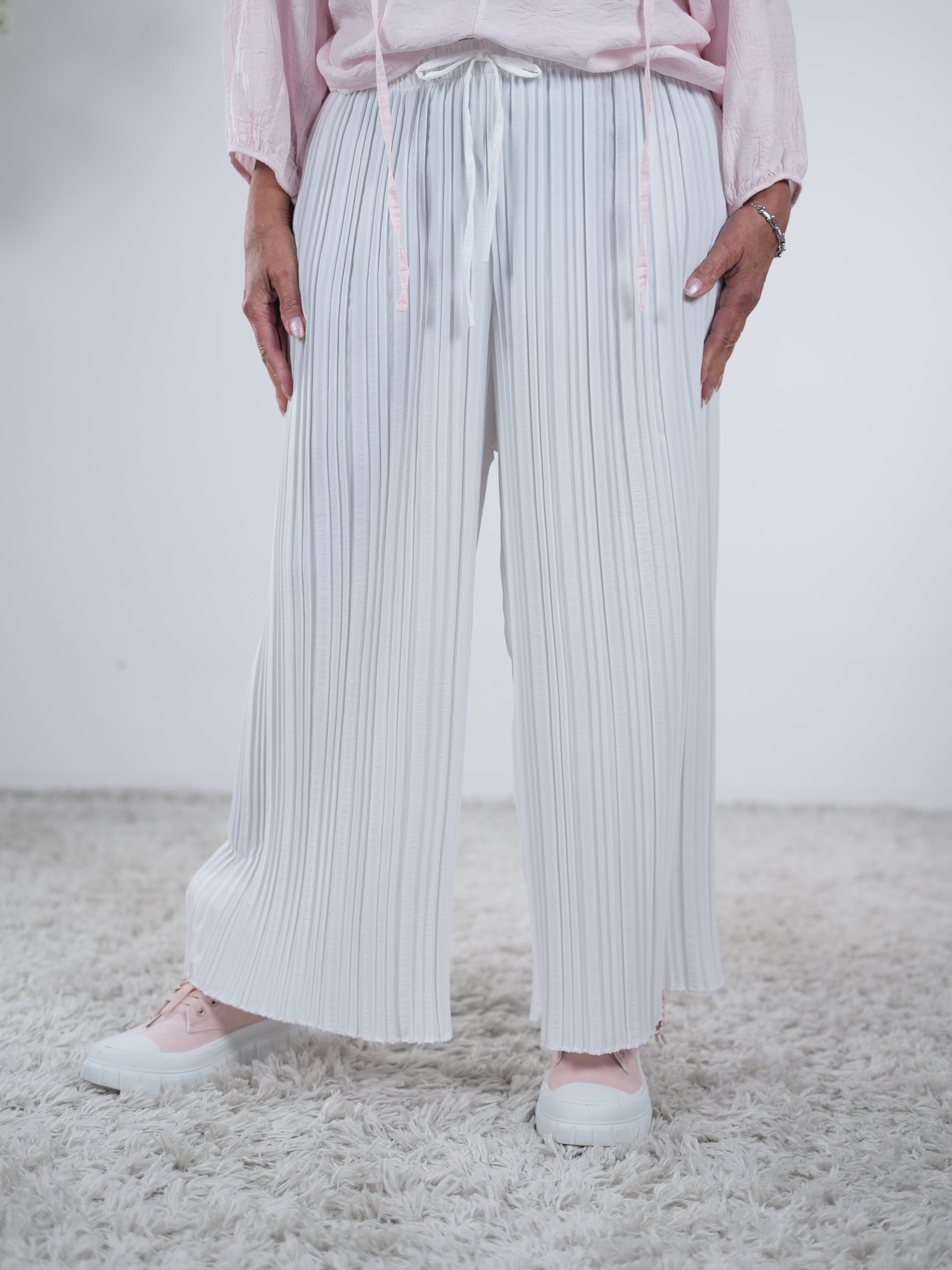 Elegante Plissee Hose mit elastischem Bundchen One Size (ca Größe 40-46) Weiß