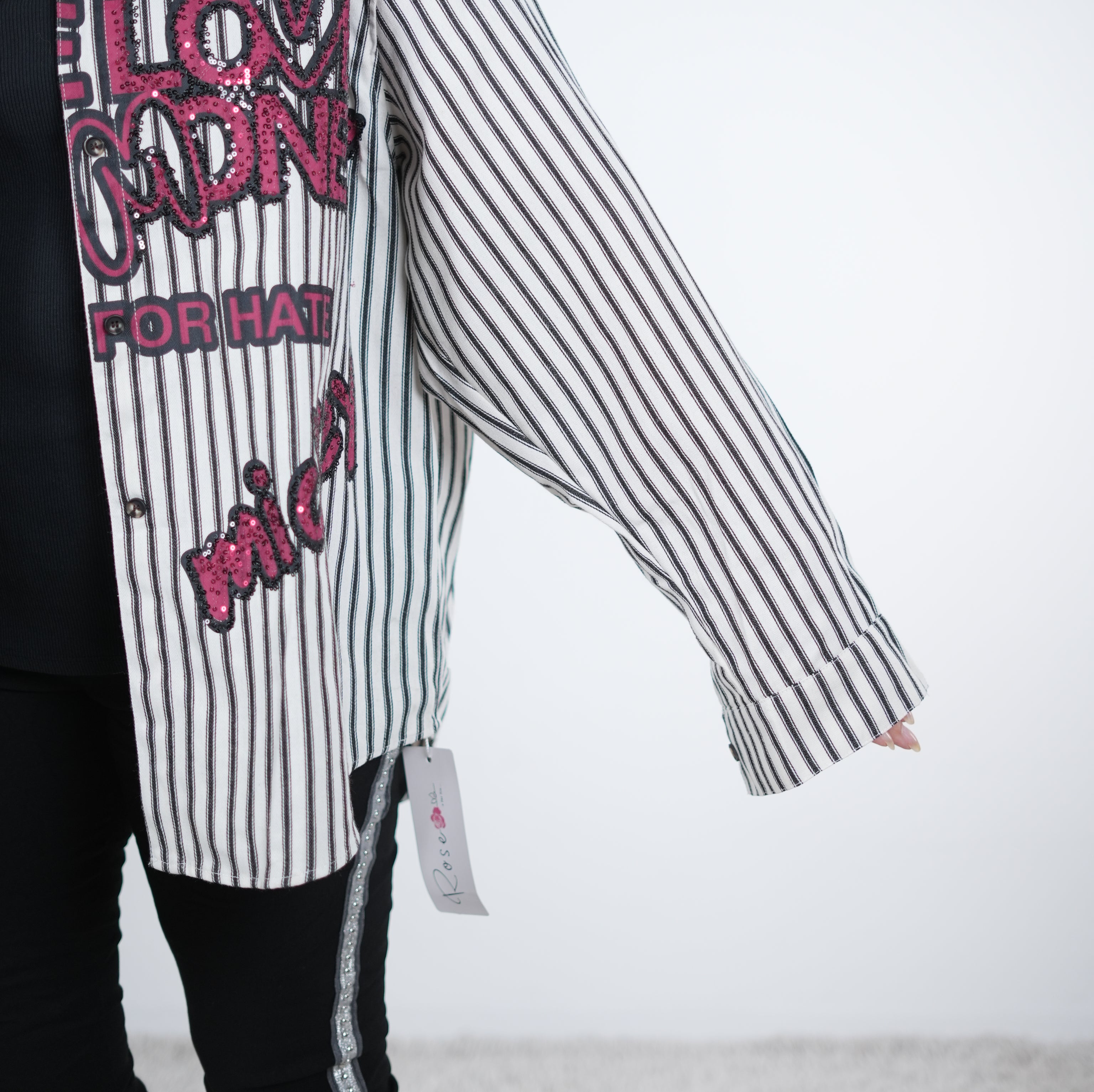 gestreifte Hemdbluse mit Pailletten verziert