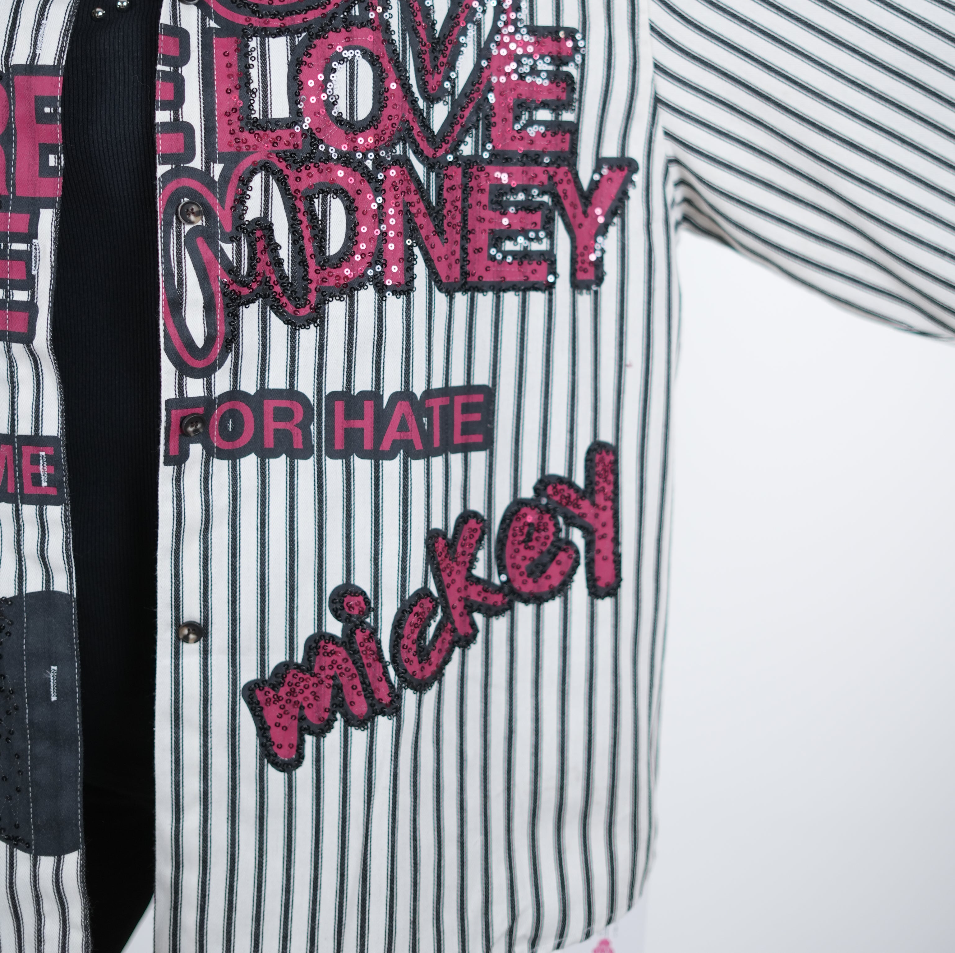 gestreifte Hemdbluse mit Pailletten verziert