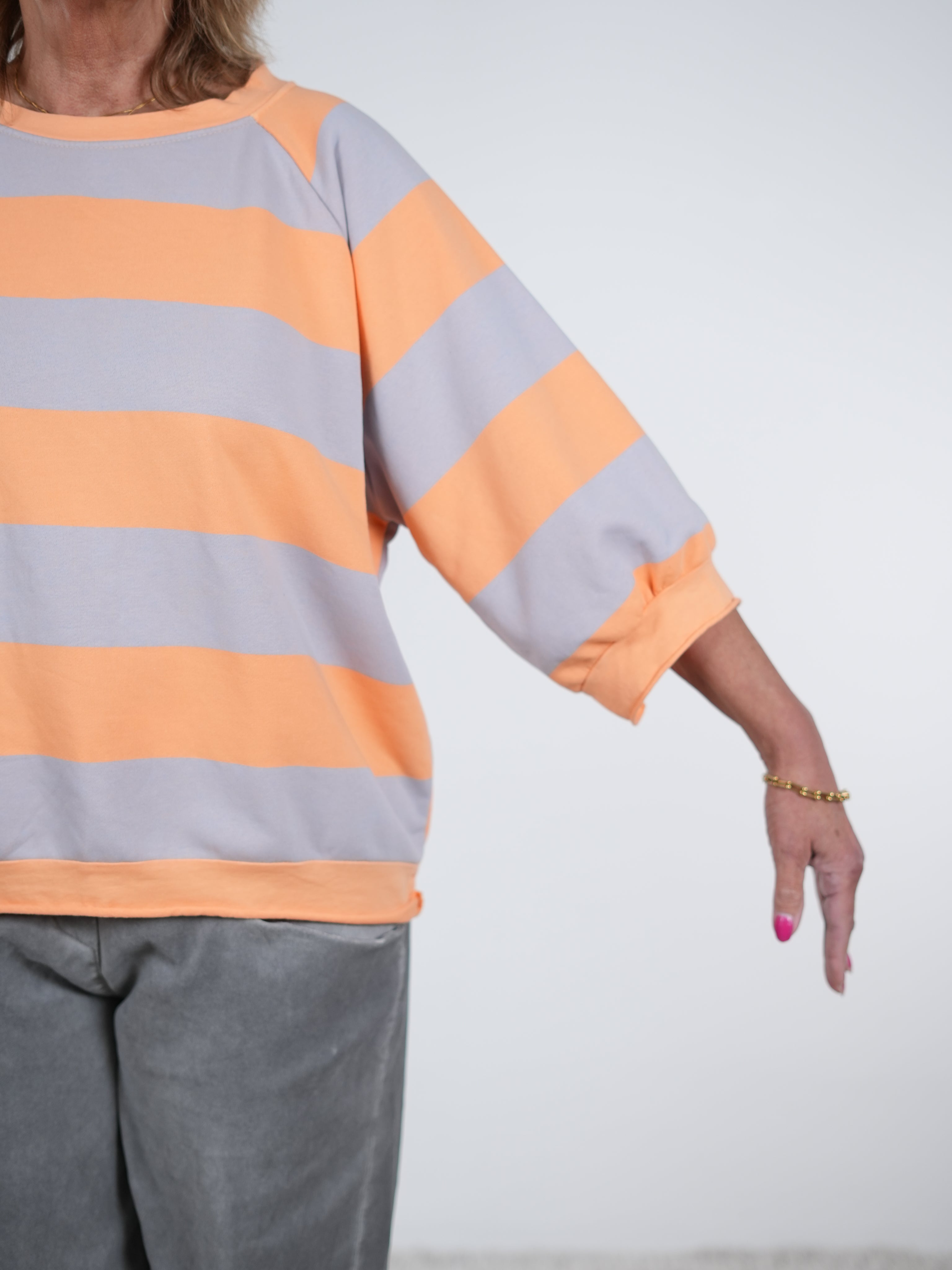 gestreiftes Sweaty mit Rundhalsausschnitt