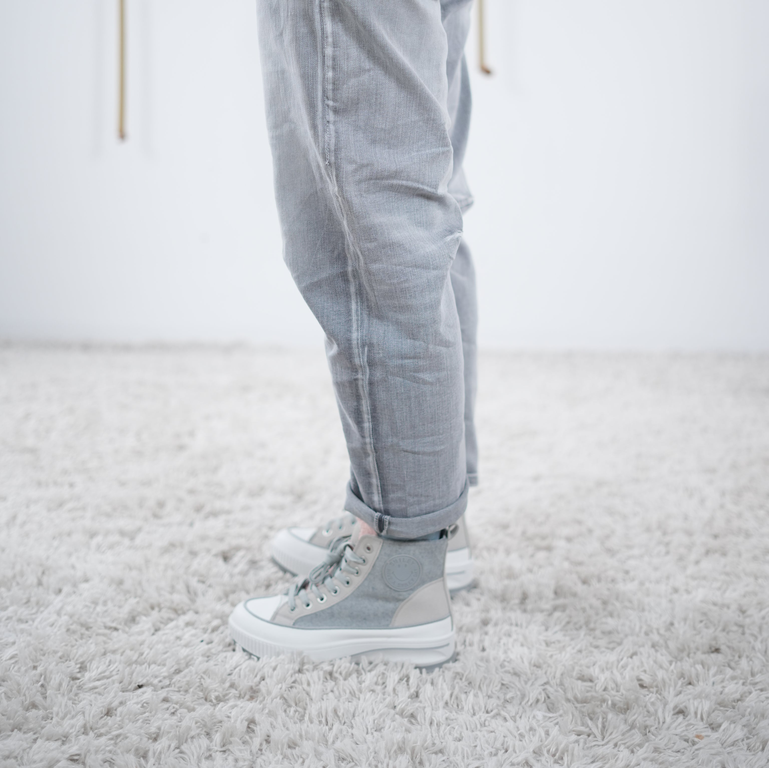 Weite Bottle-Jeans, grau