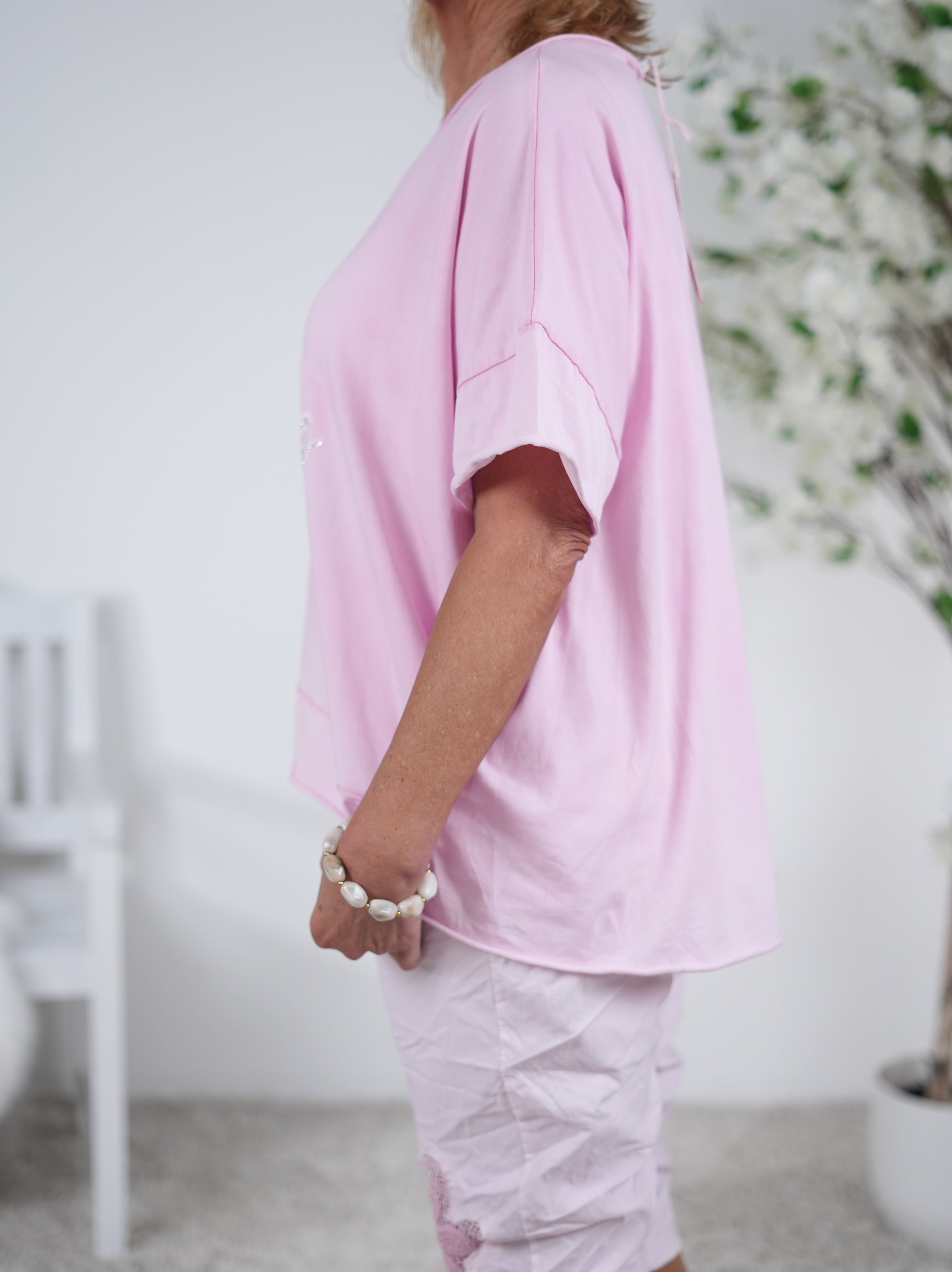 Kastig geschnittenes Shirt mit Schriftzug