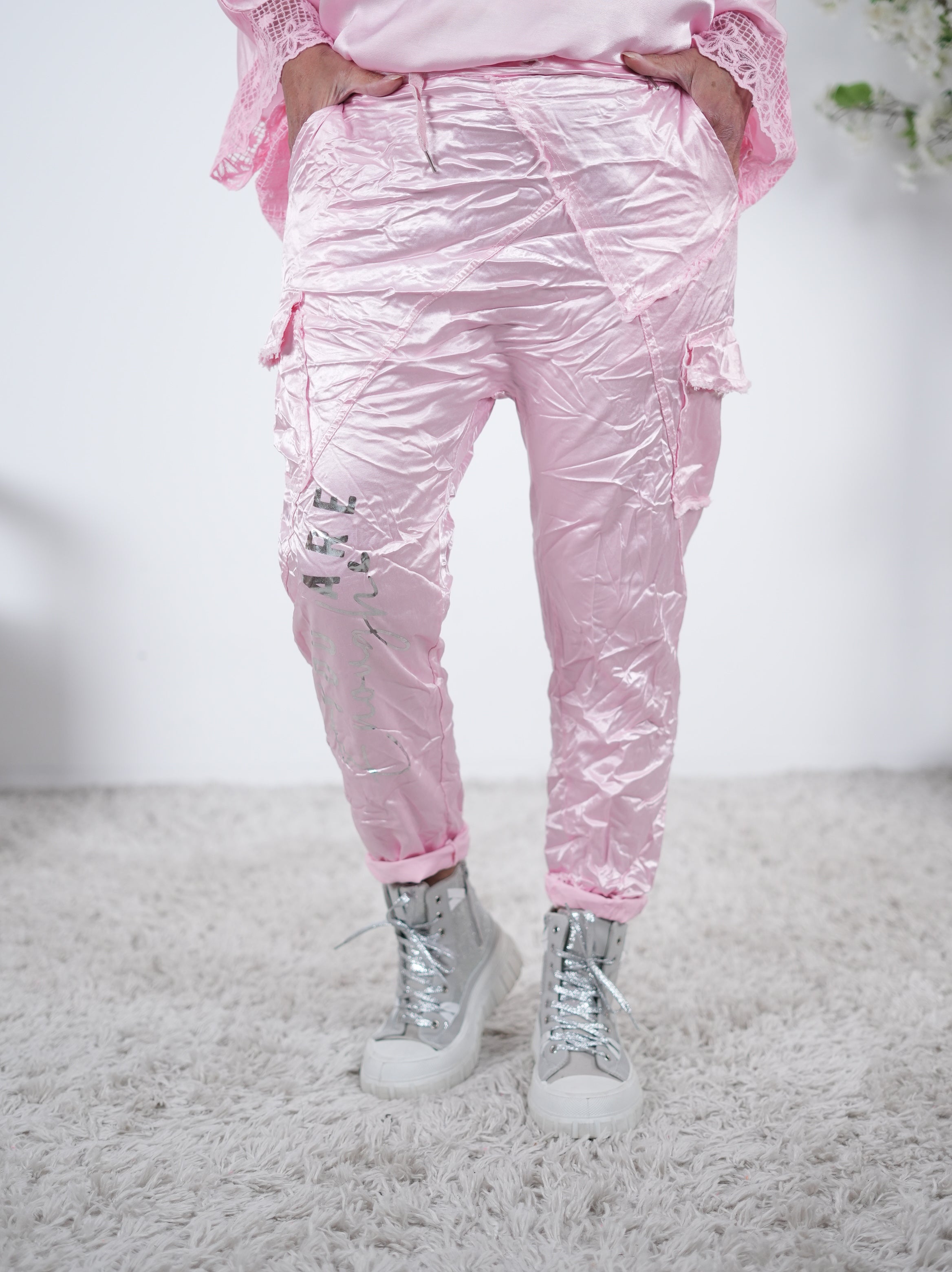 Lässige Baggy mit Satin-Glanz One Size (ca Größe 42-44 46) Rosa