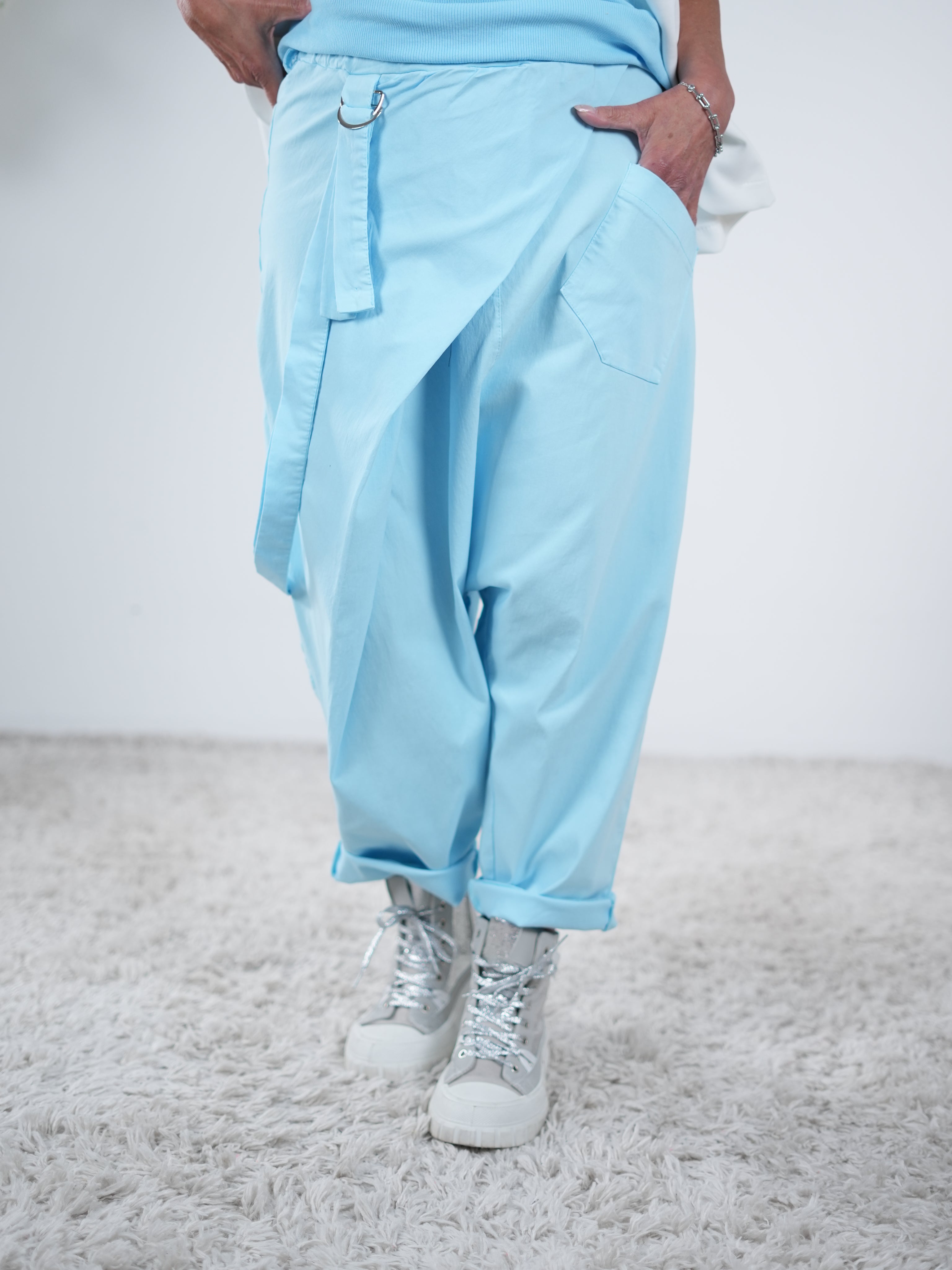 lässige Haremshose One Size (ca Gr. 38 "oversize"-44) Aquablau