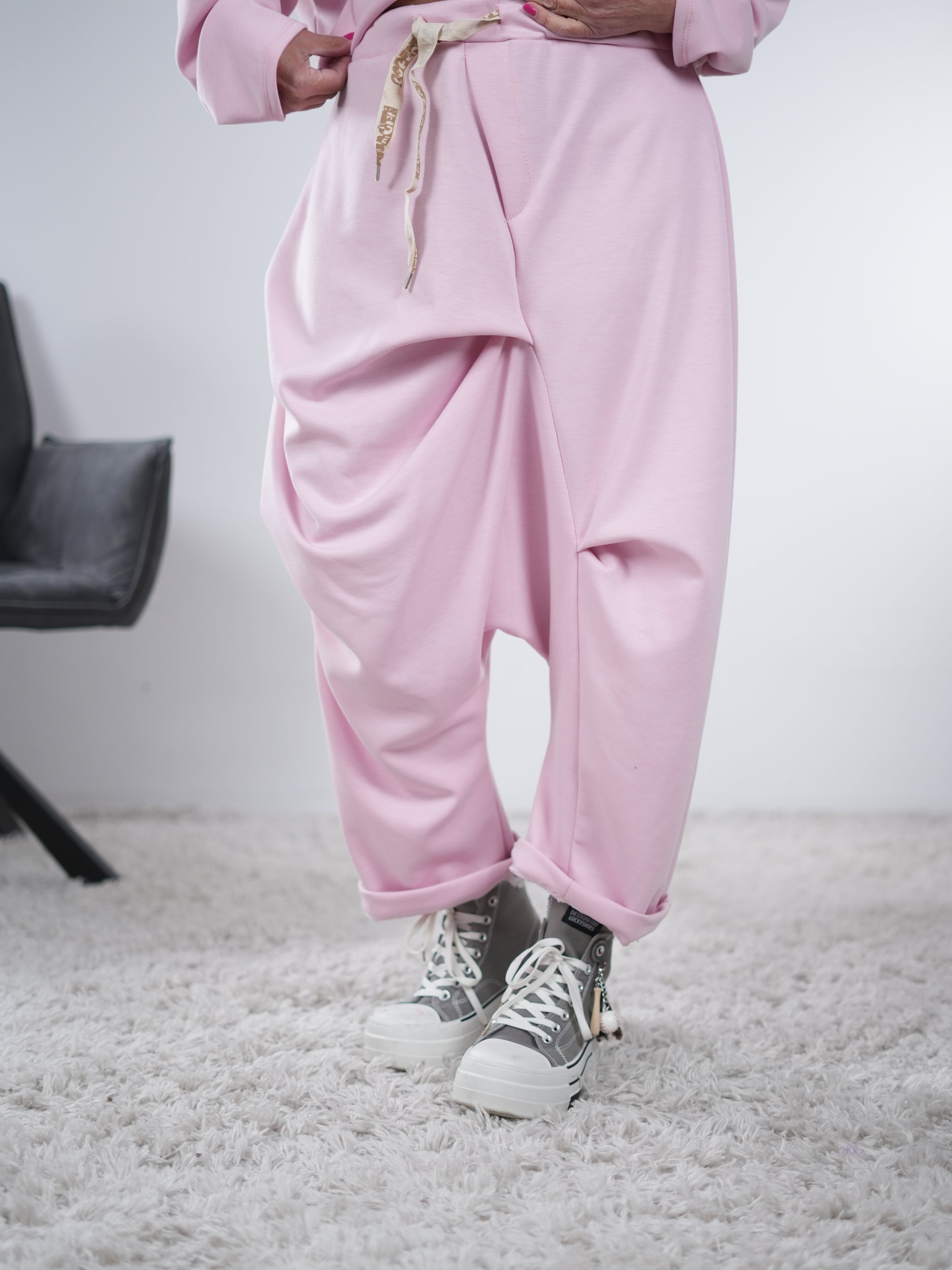 lässige Haremshose mit asymmetrischem Schnitt One Size (ca Gr. 38 40-44) Rosa