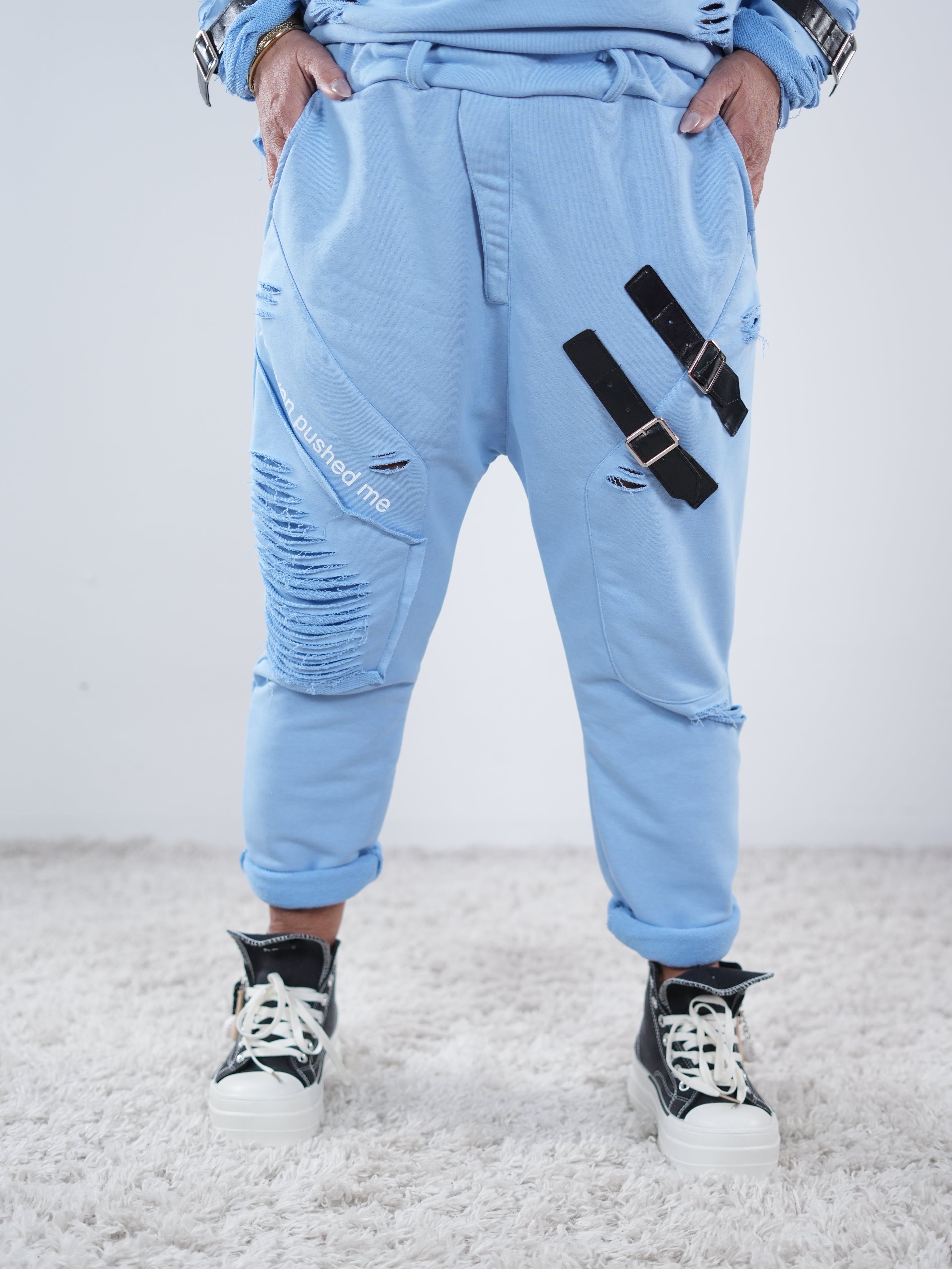 Ausgefallene, leichte Baggy aus Sweaty Material One Size (ca Größe 38-42 44) Blau