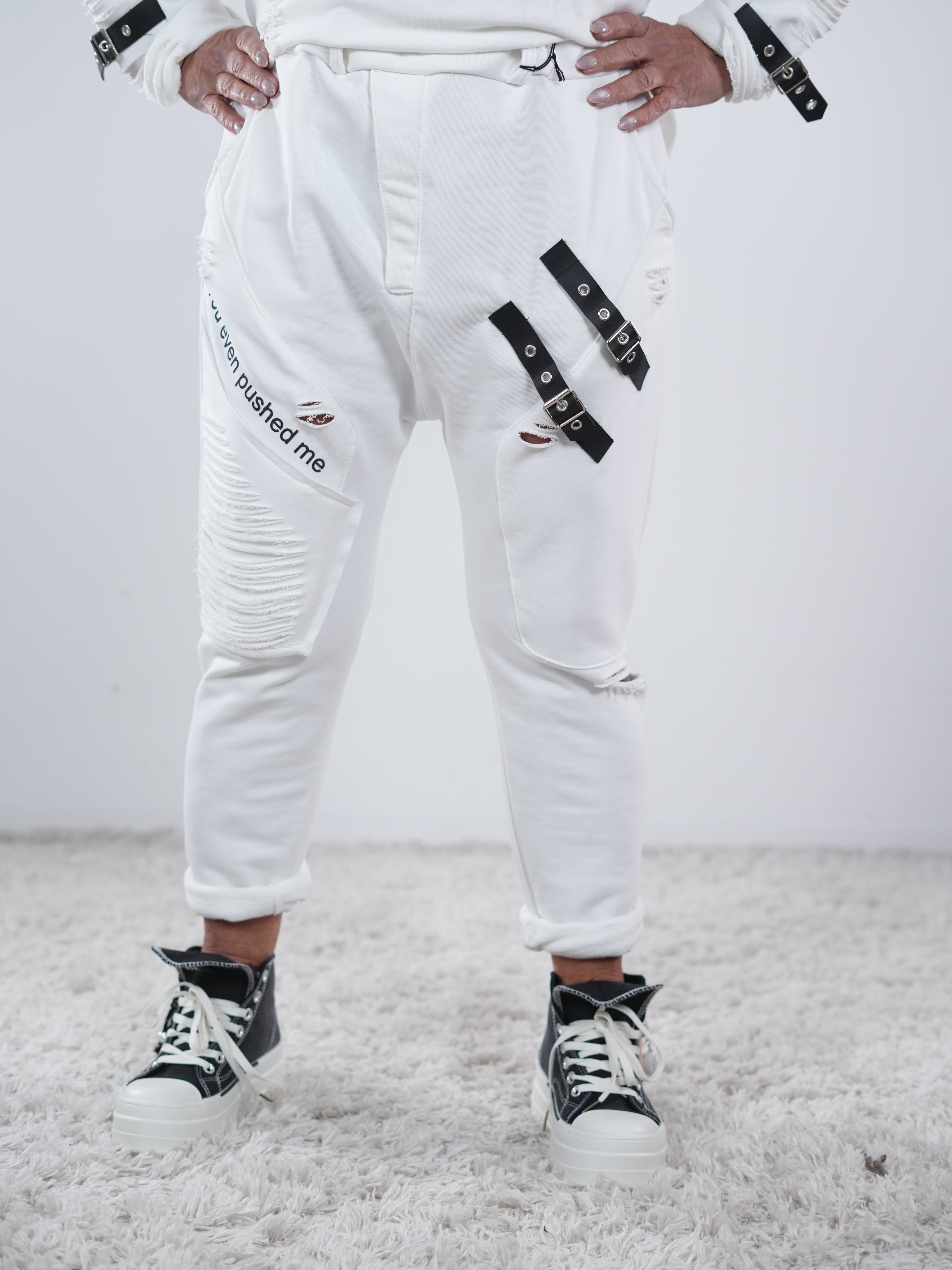 Ausgefallene, leichte Baggy aus Sweaty Material One Size (ca Größe 38-42 44) Weiß