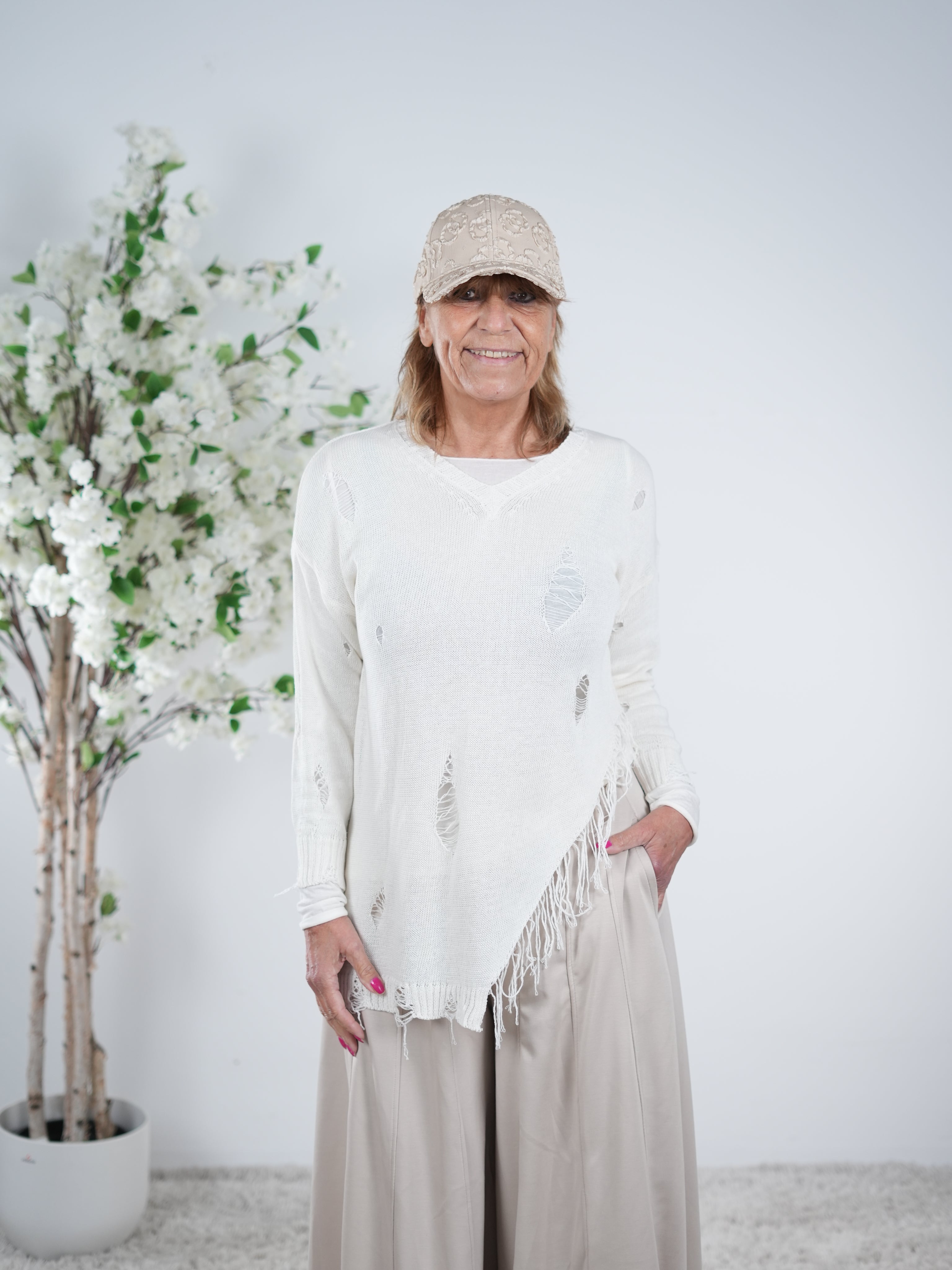 leichter Strickpulli im Destroyed Look One Size (ca Gr. 36-40) Ecru