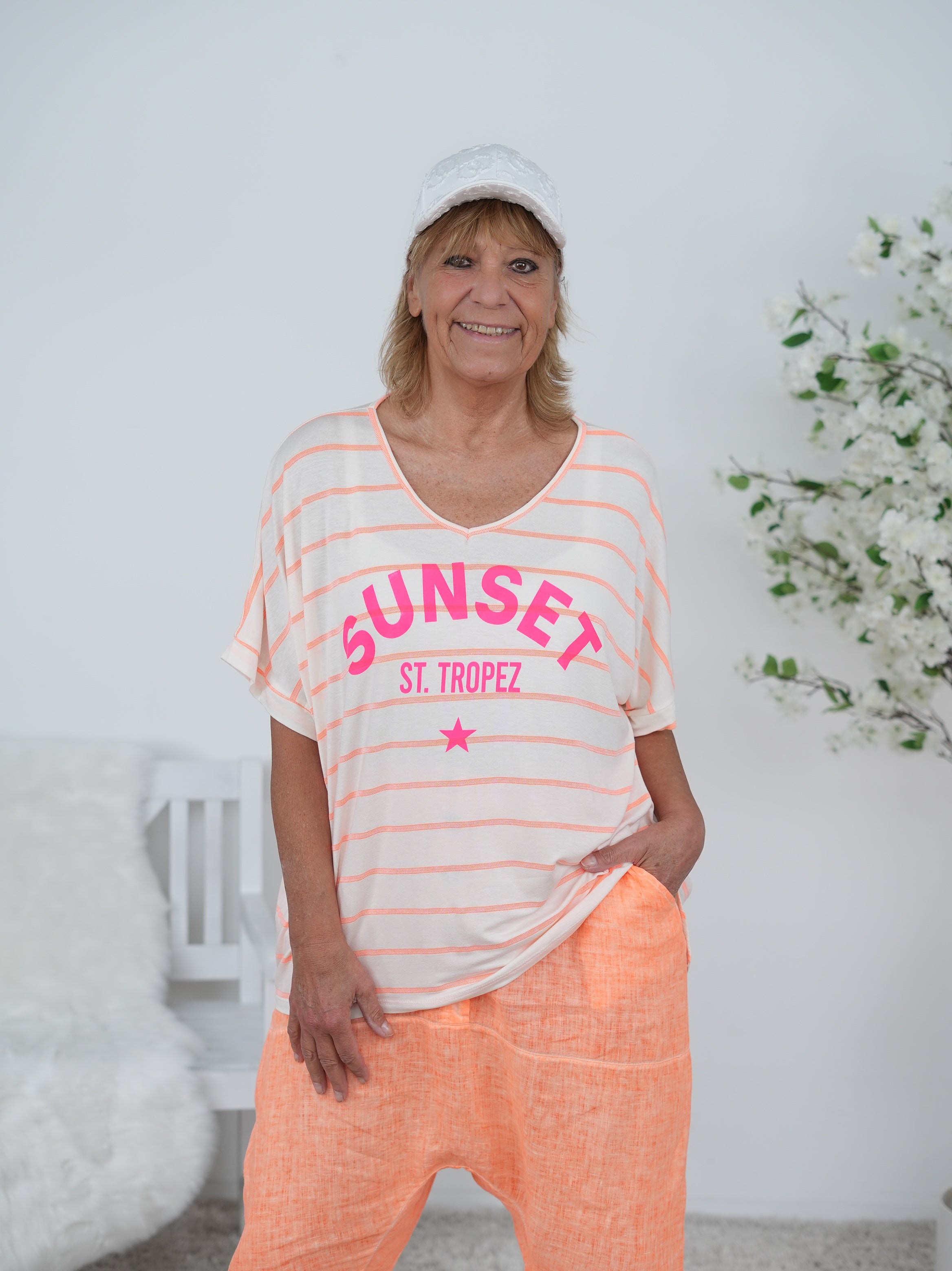 leichtes oversize Shirt mit Neon Schriftzug Neon Orange