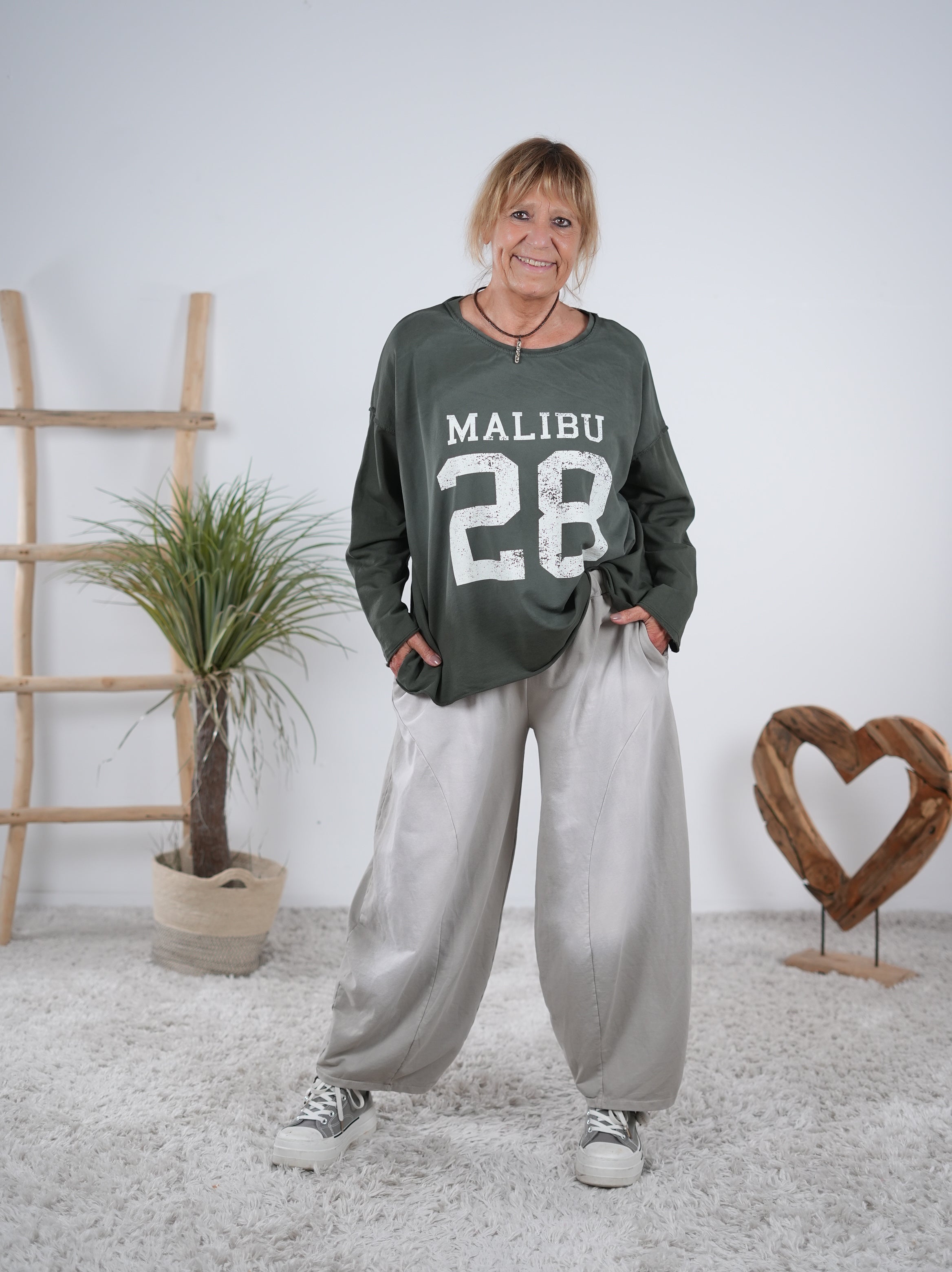 leichtes Sweaty mit Rundhalsausschnitt und "Malibu" Print