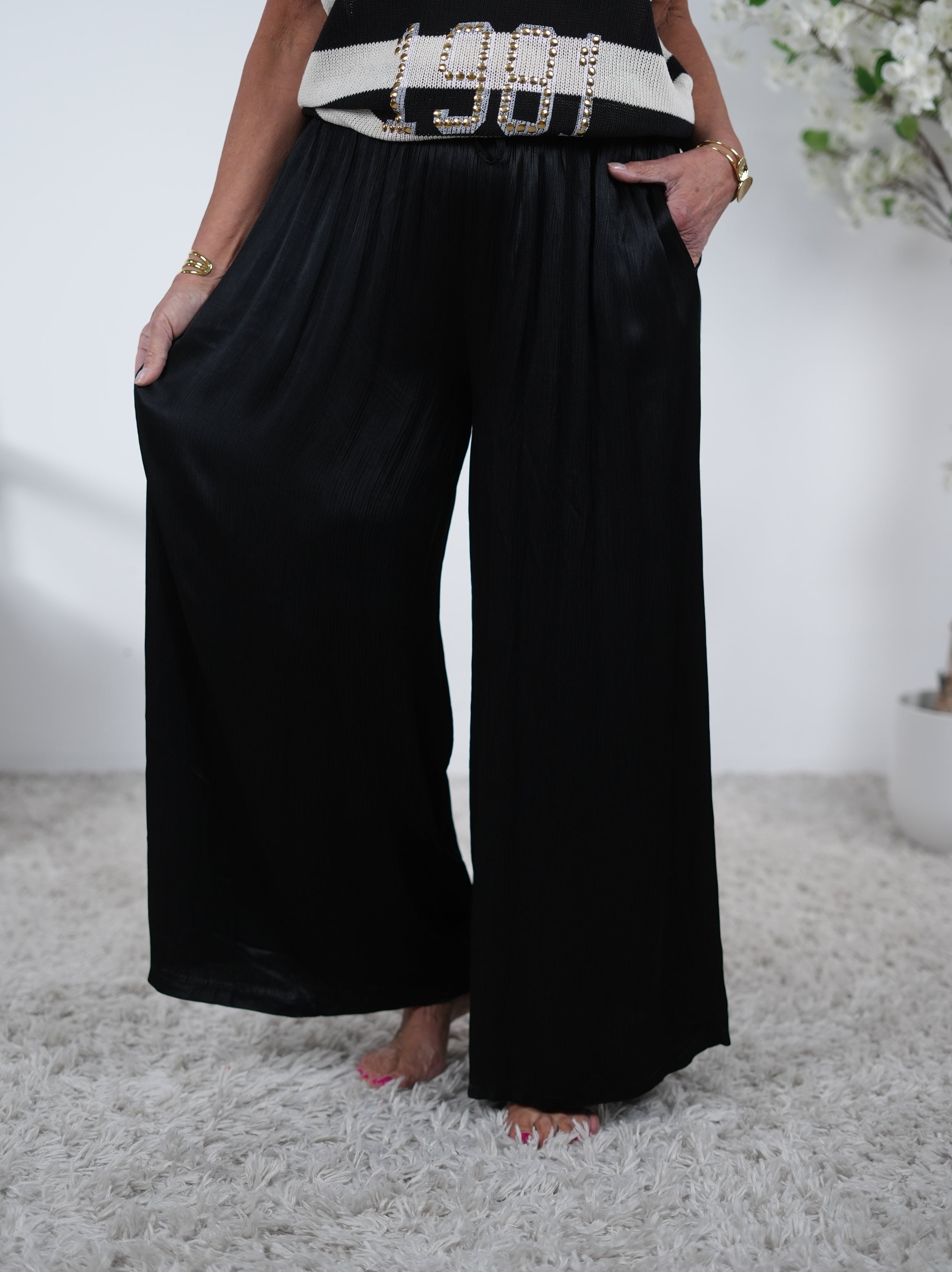 Marlene Hose im Satin Glanz Einheitsgröße (ca Gr. 38-42 44) Schwarz