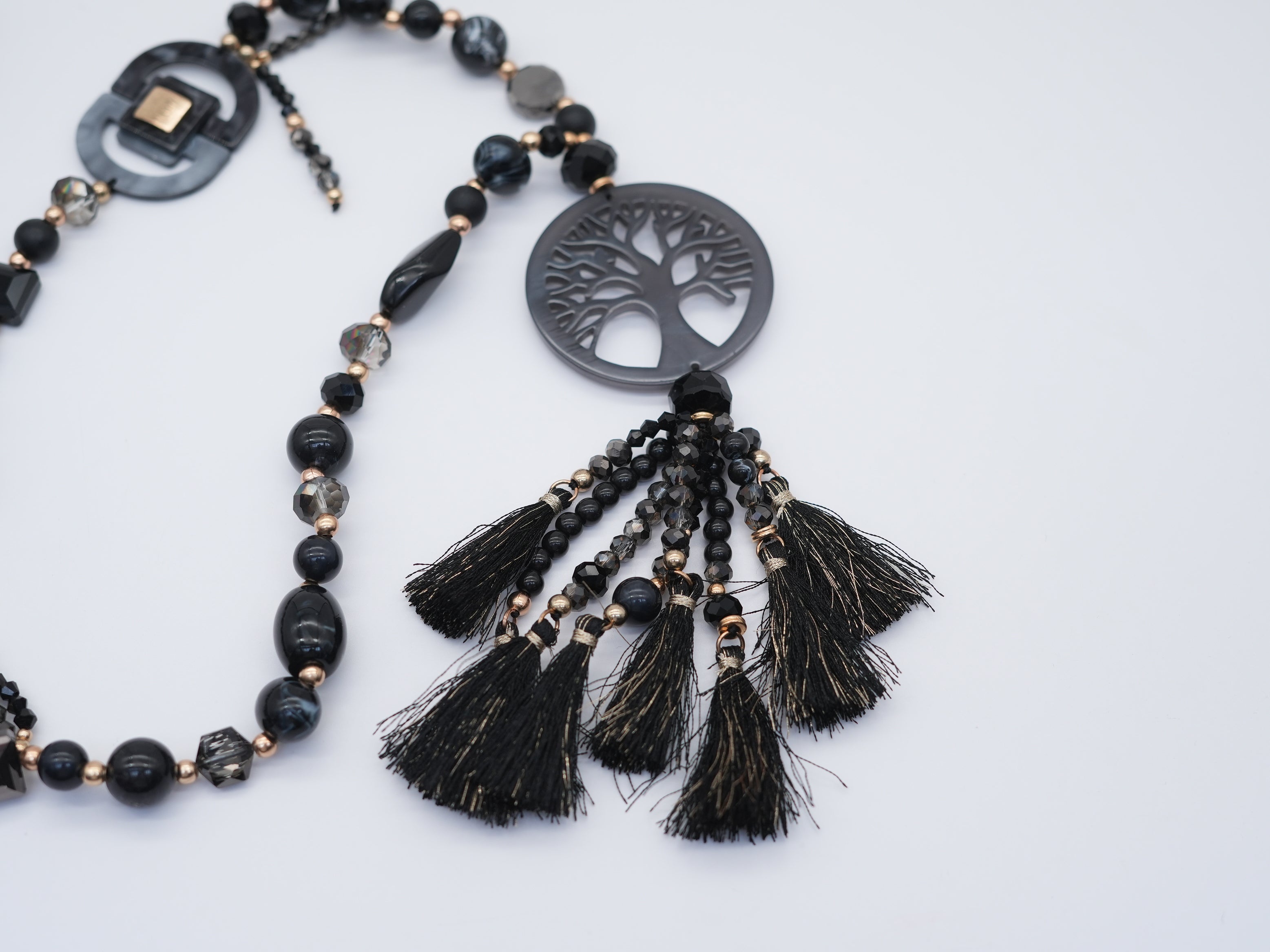 Modeschmuck Perlenkette mit Peace Zeichen