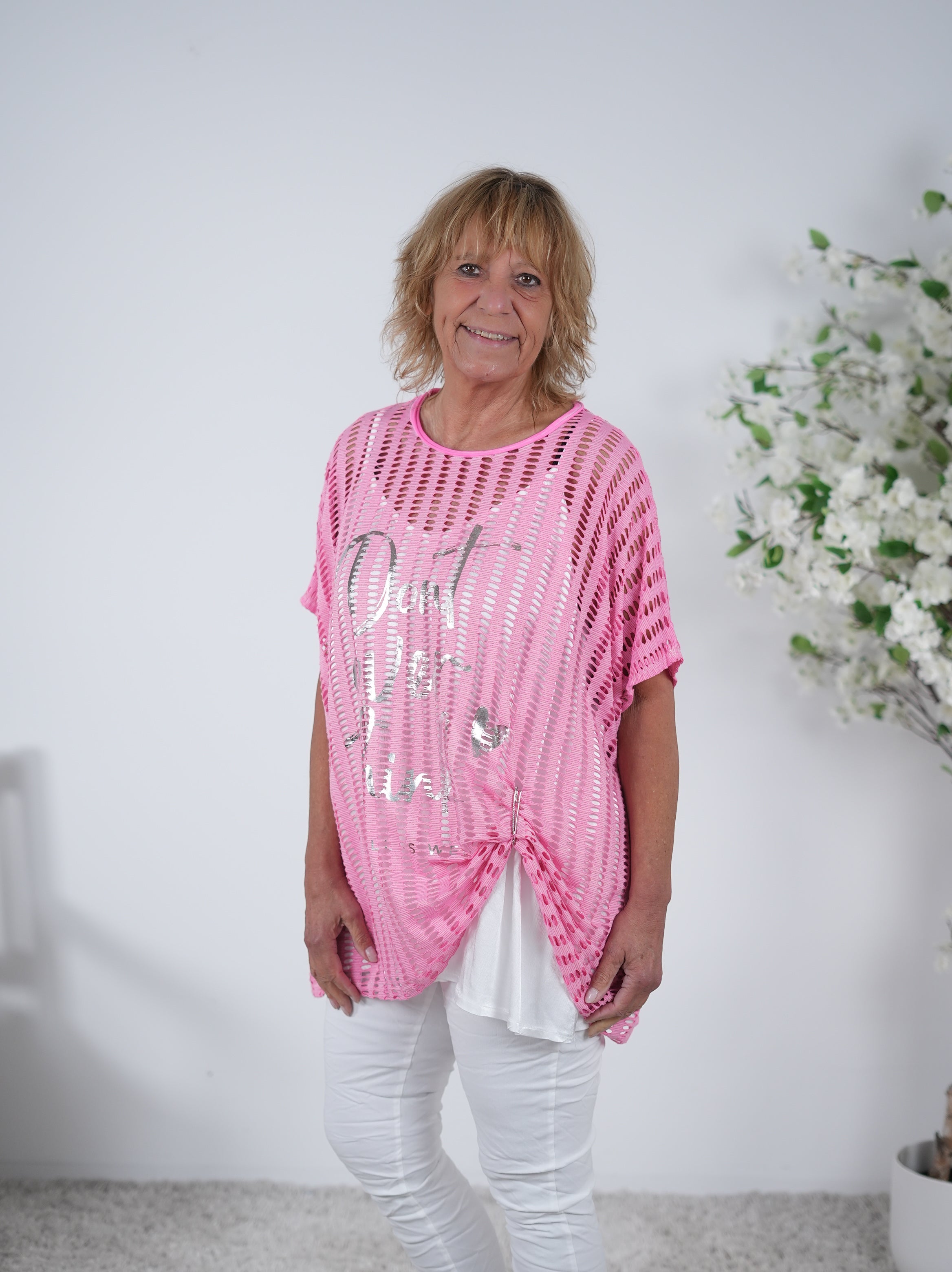 Netz Oberteil mit silbernem Schriftzug