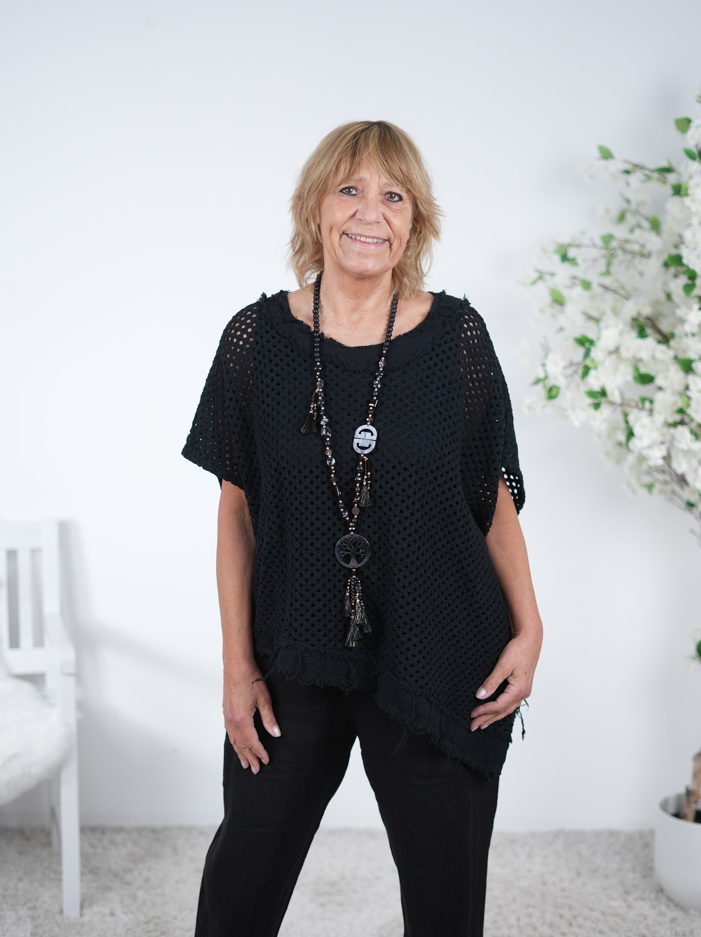 Netz Poncho mit ausgefranztem Abschluss Einheitsgröße (ca Gr. 38 "oversize"-42) Schwarz