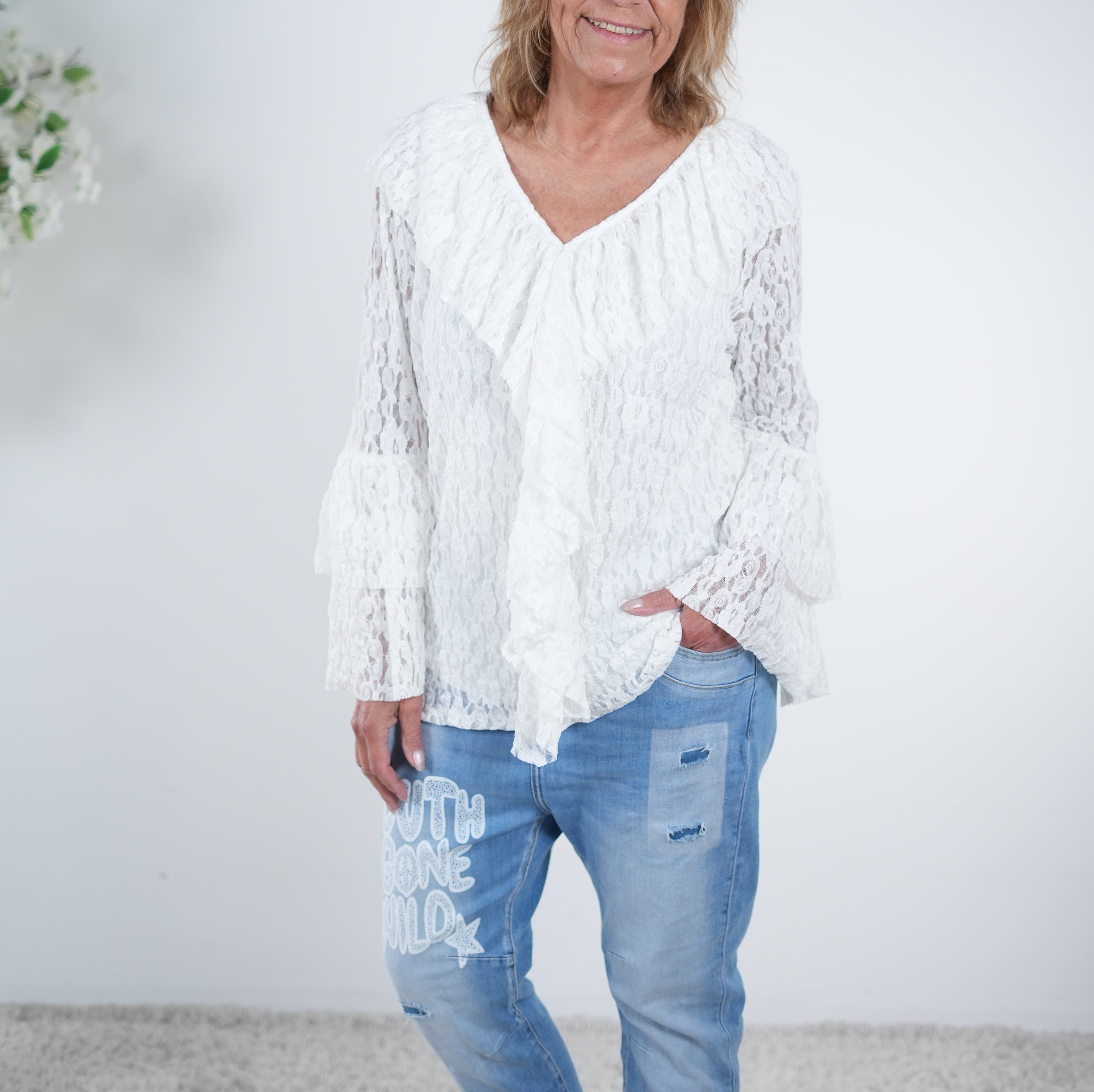 Niedliche Bluse aus Spitze One Size (ca Größe 38-42 44) Weiß
