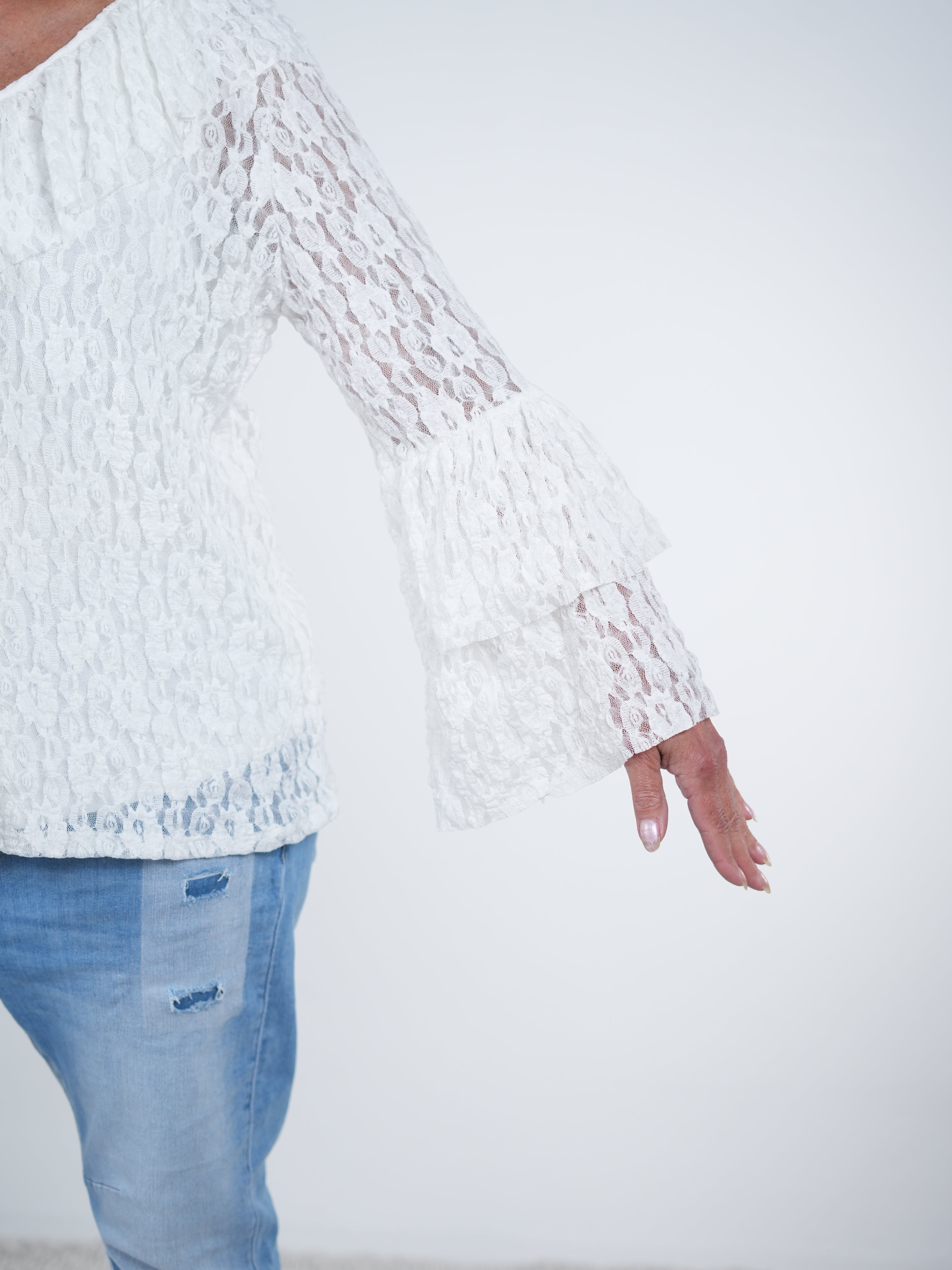 Niedliche Bluse aus Spitze