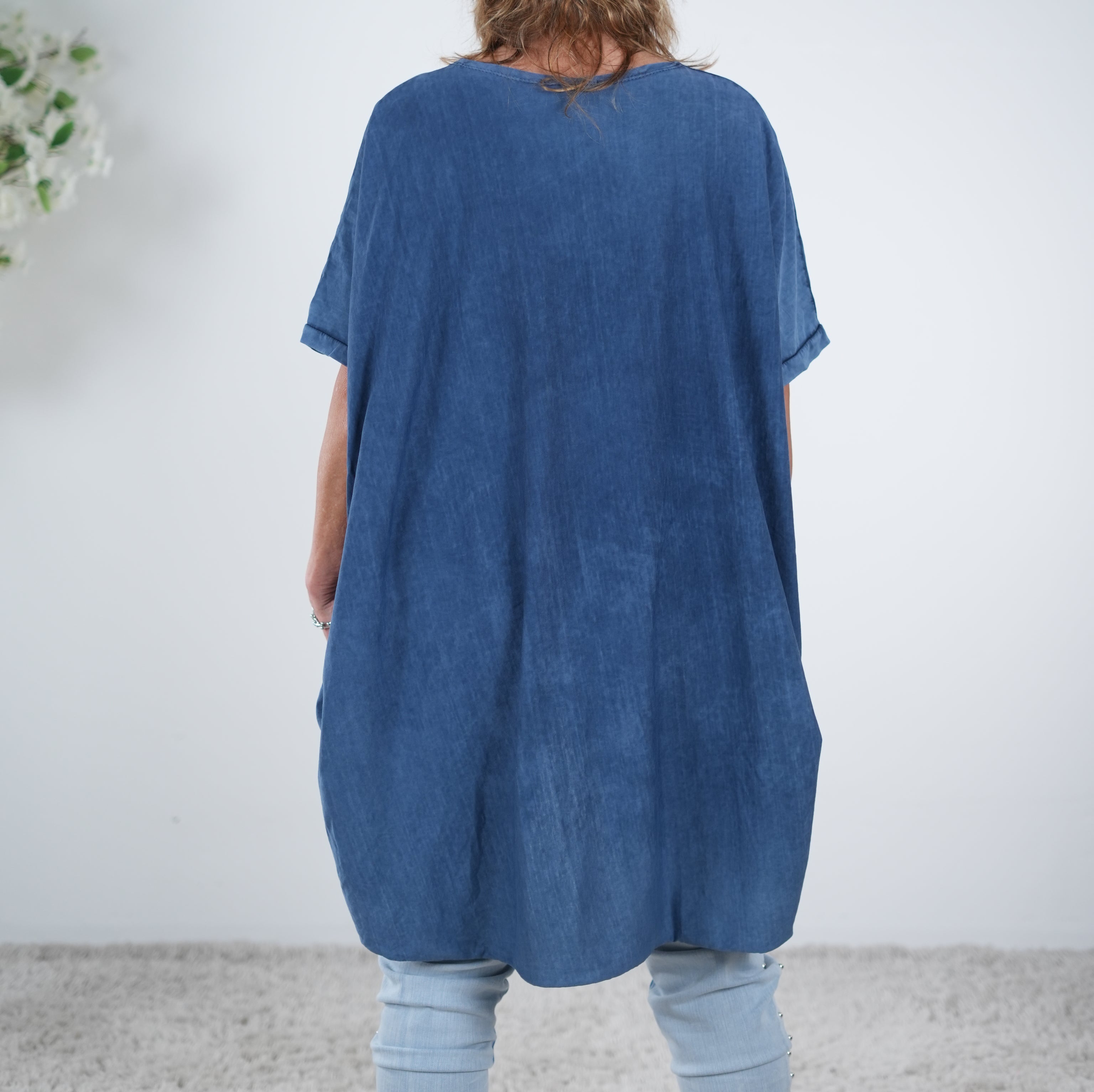 oversize Basic Shirt im Vokuhila Schnitt