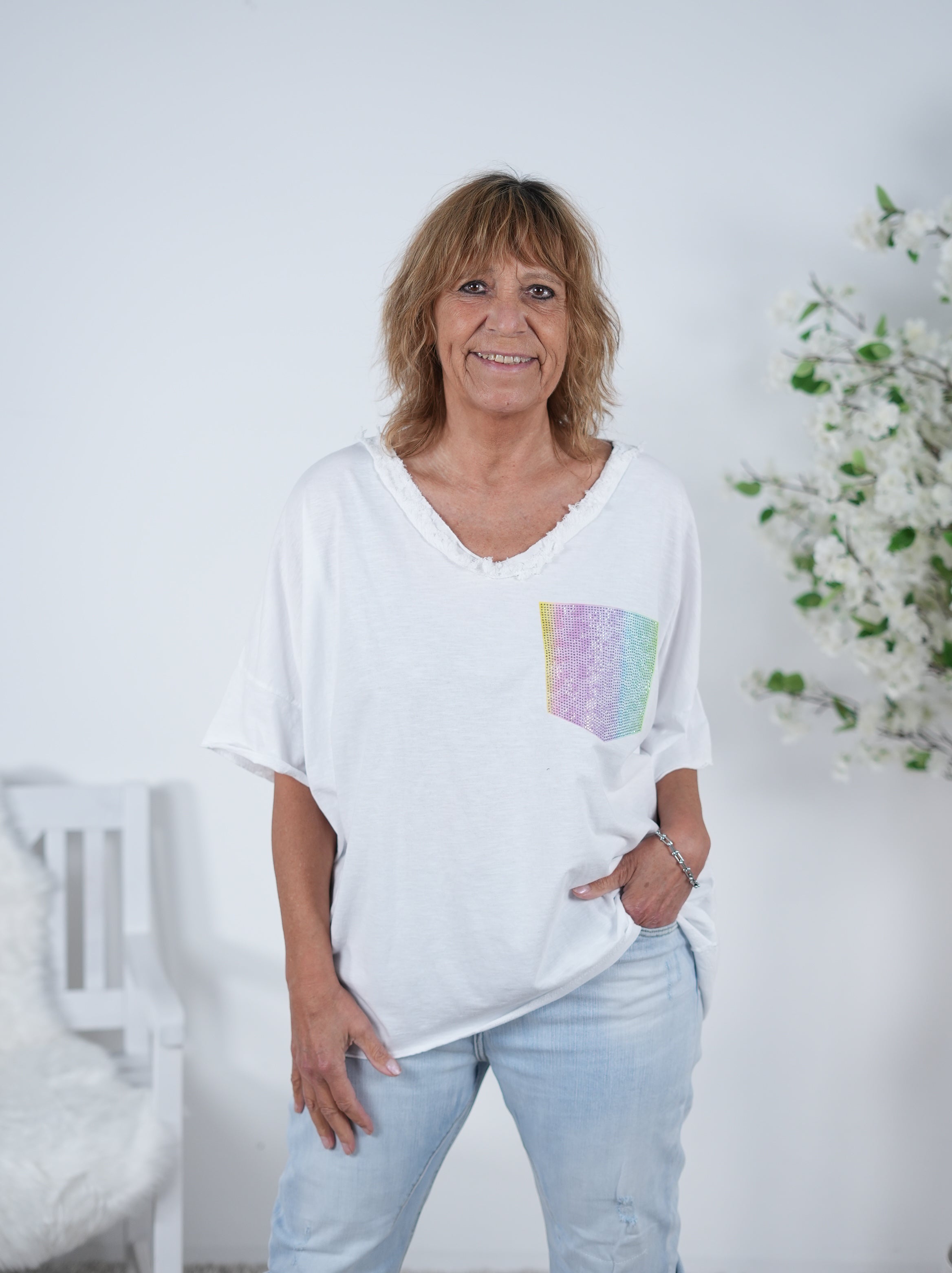 oversize Shirt mit ausgefranstem V-Ausschnitt Einheitsgröße (ca Gr. 40 "oversize"-46) Weiß