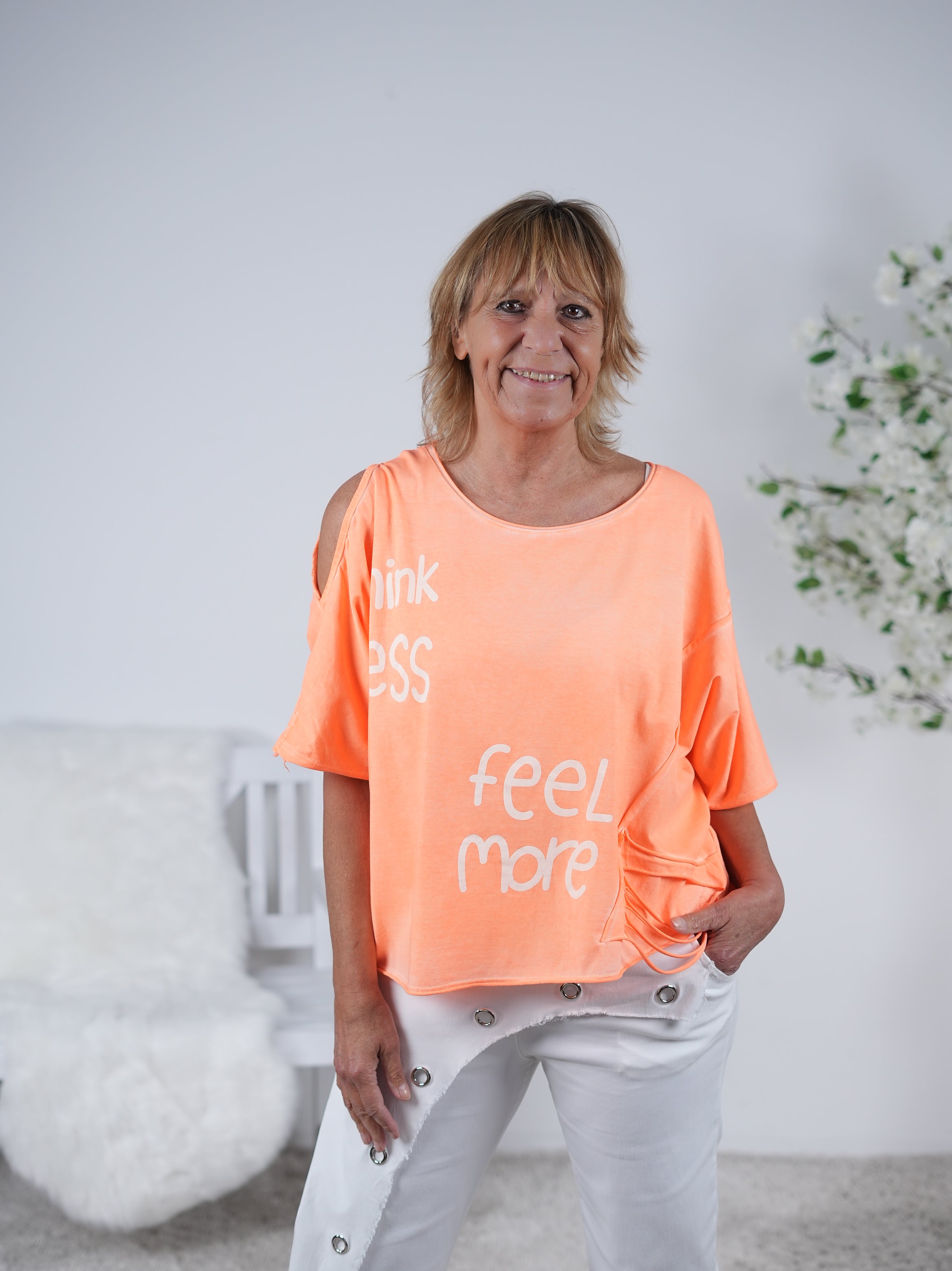 oversize Shirt mit überschnittenem Arm und Schriftzug Neon Orange