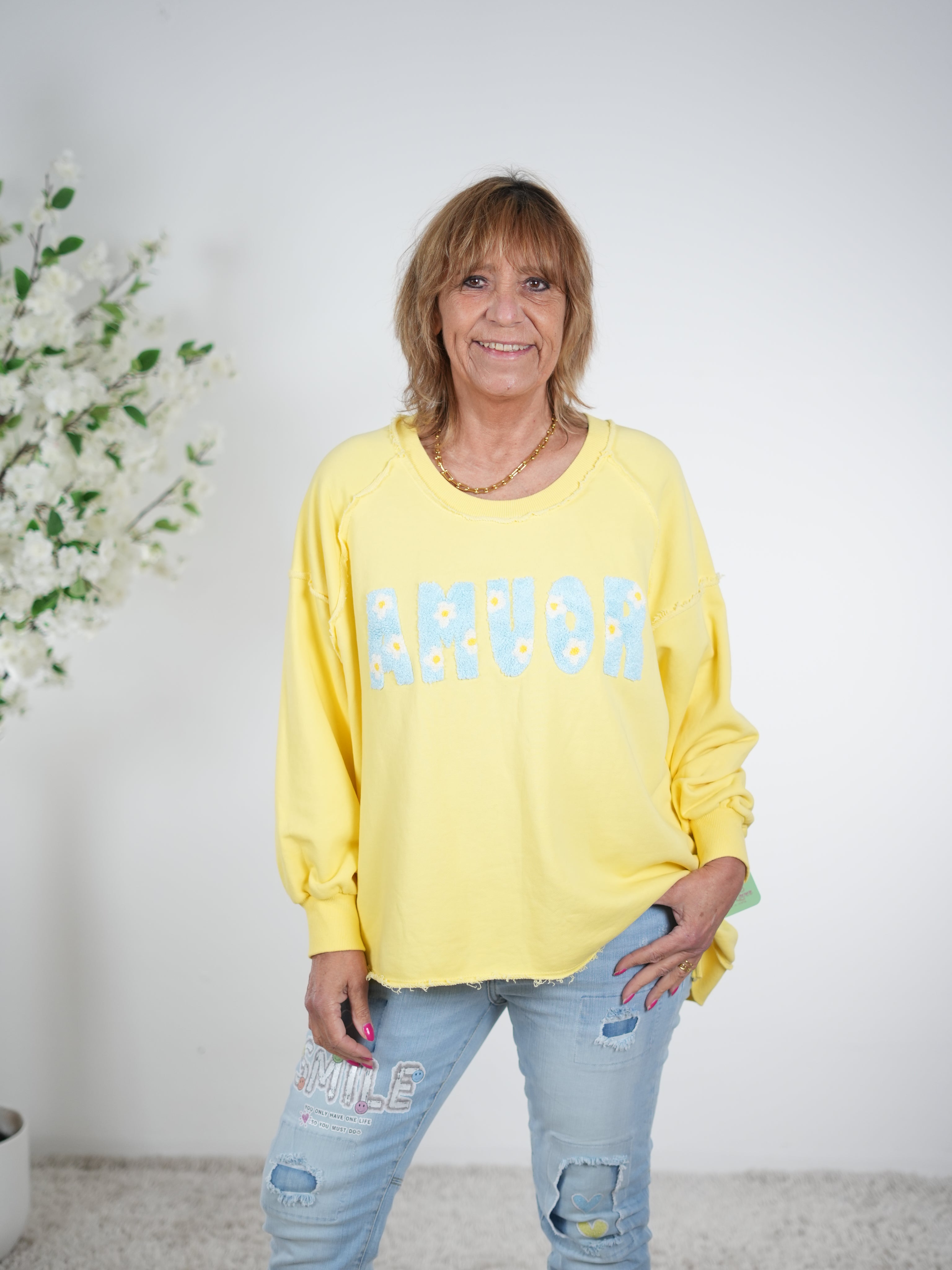 oversized Sweaty mit "Amour" Schriftzug One Size (ca Größe 38 "oversize"-44) Gelb