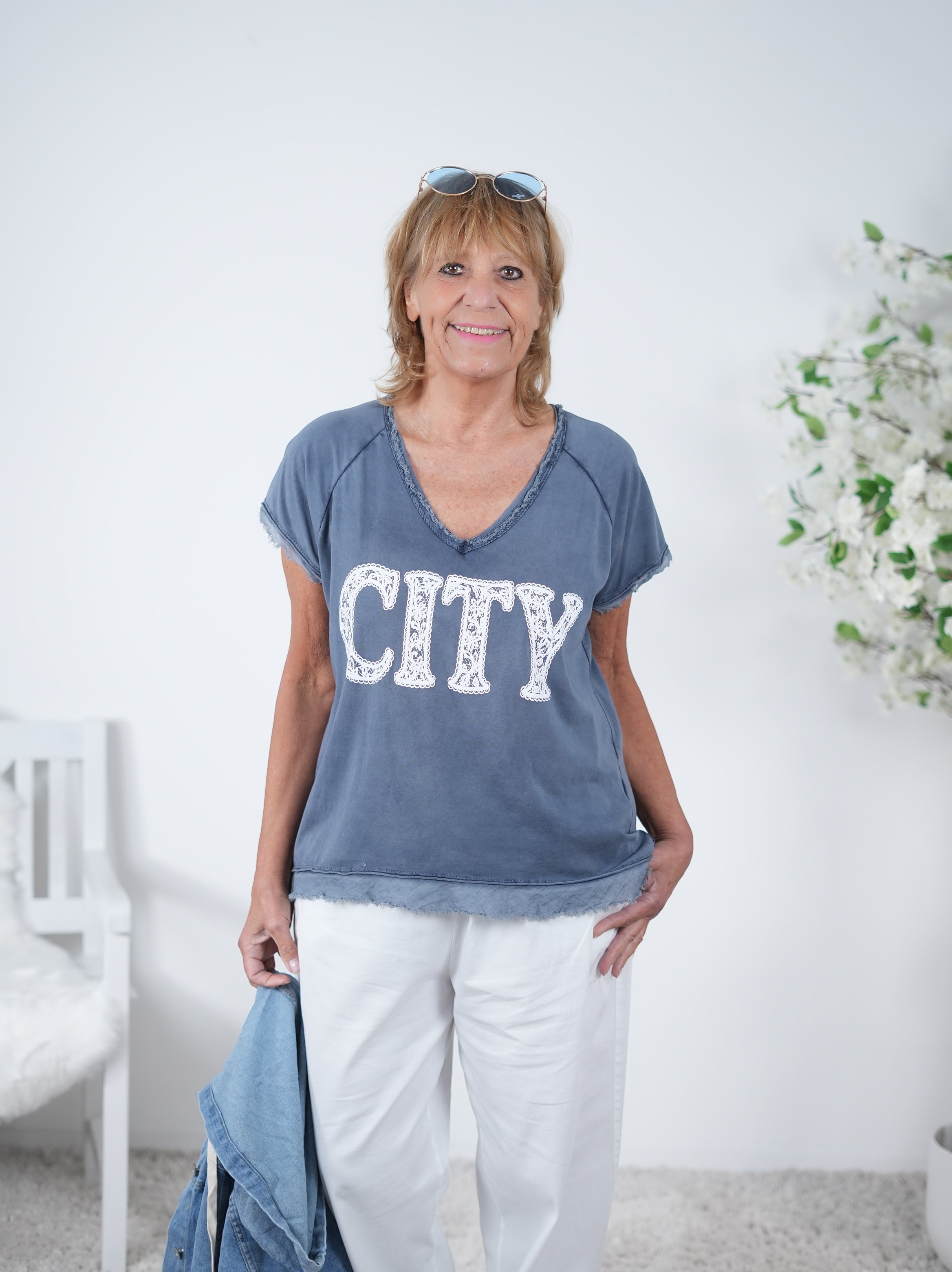 Shirt mit Schriftzug "City" Einheitsgröße (ca Gr. 38-42) Blau