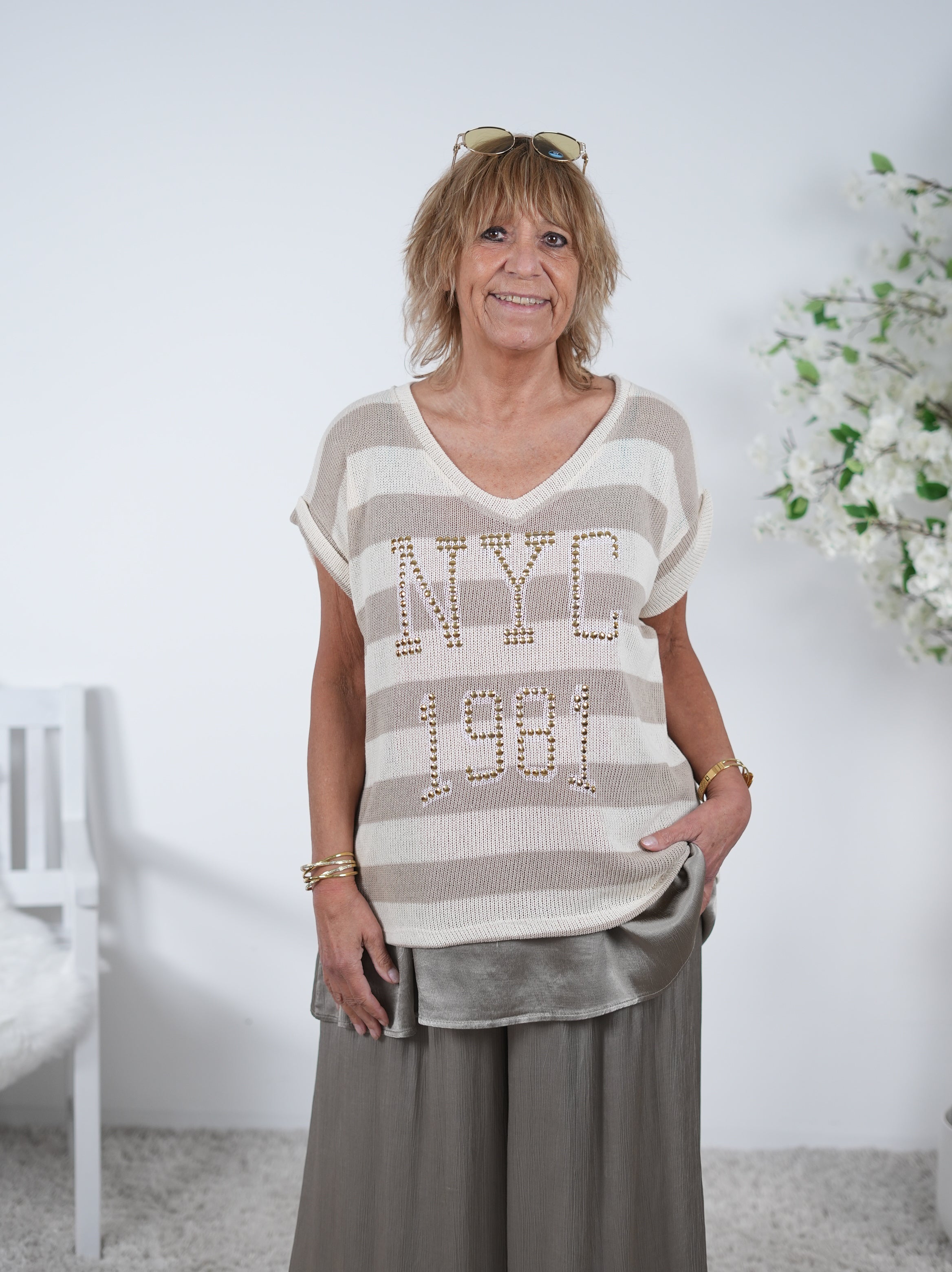 Sommerstrick Shirt im Streifen Design Einheitsgröße (ca Gr. 38 "oversize"-44) Beige